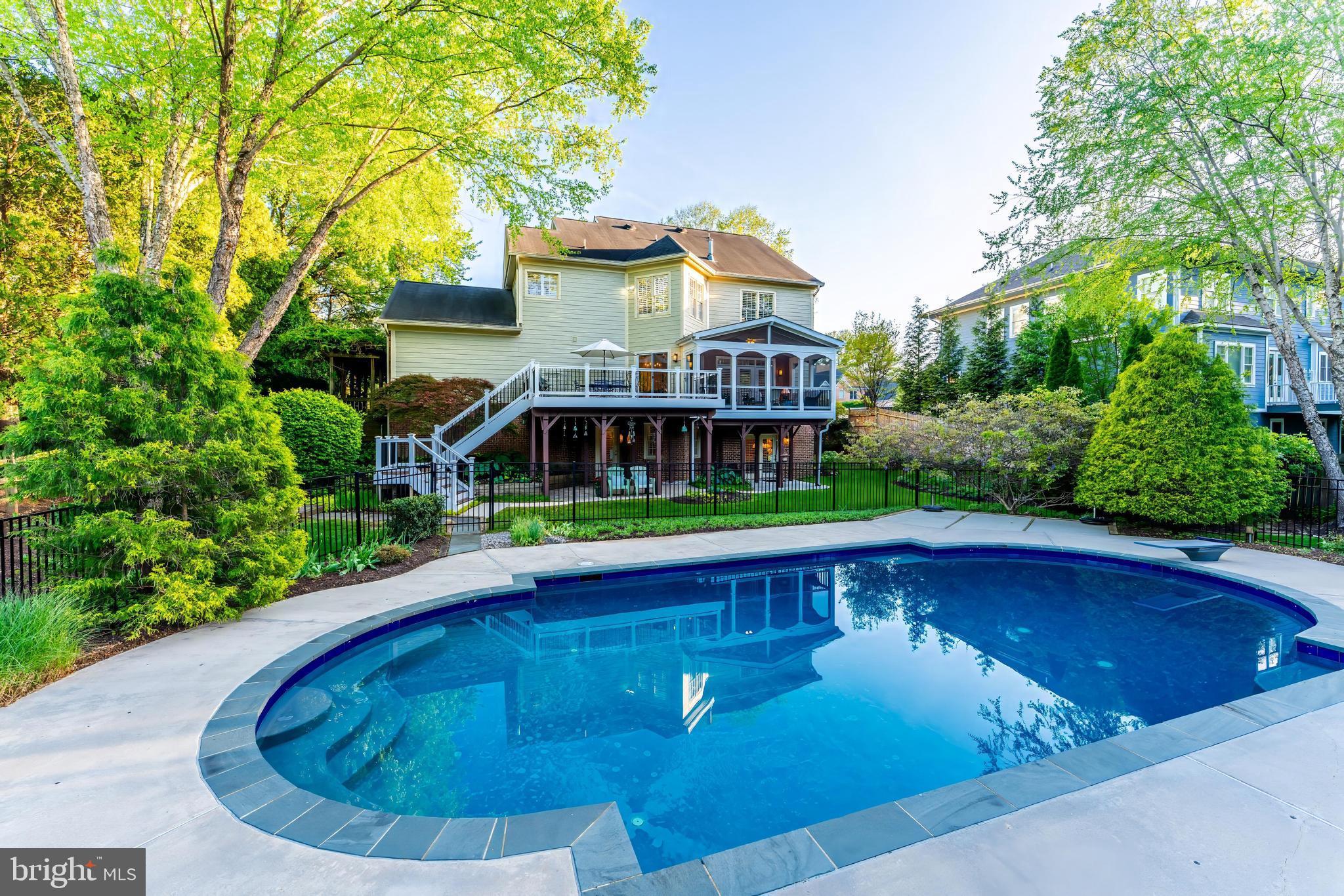 LITTLE VIENNA ESTATES - Residential