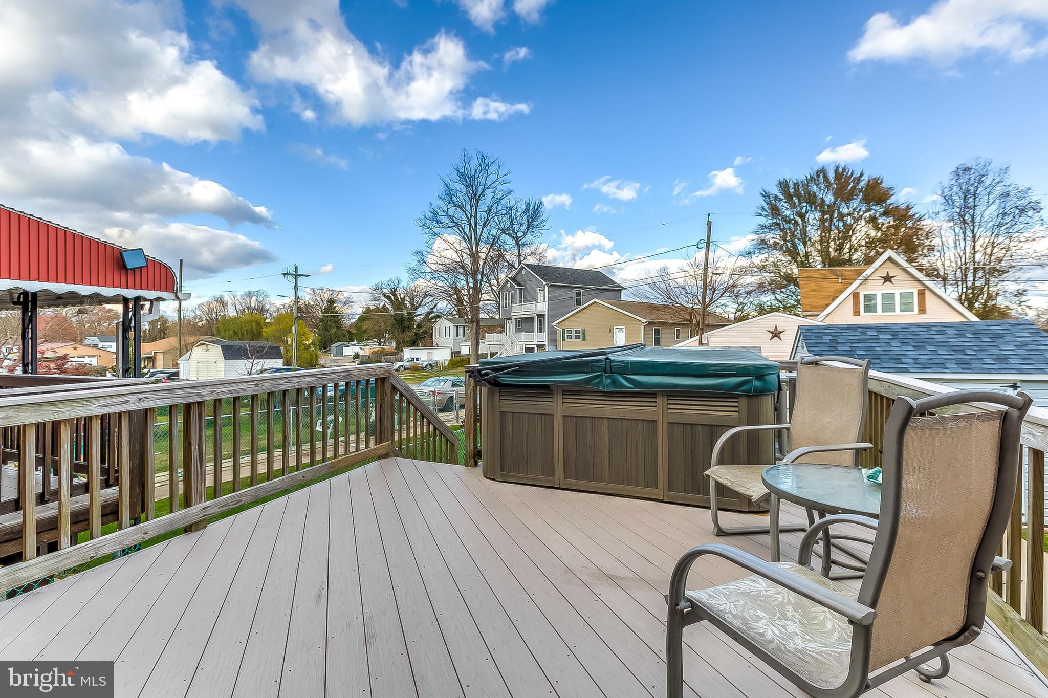 MIDDLE RIVER - Residential