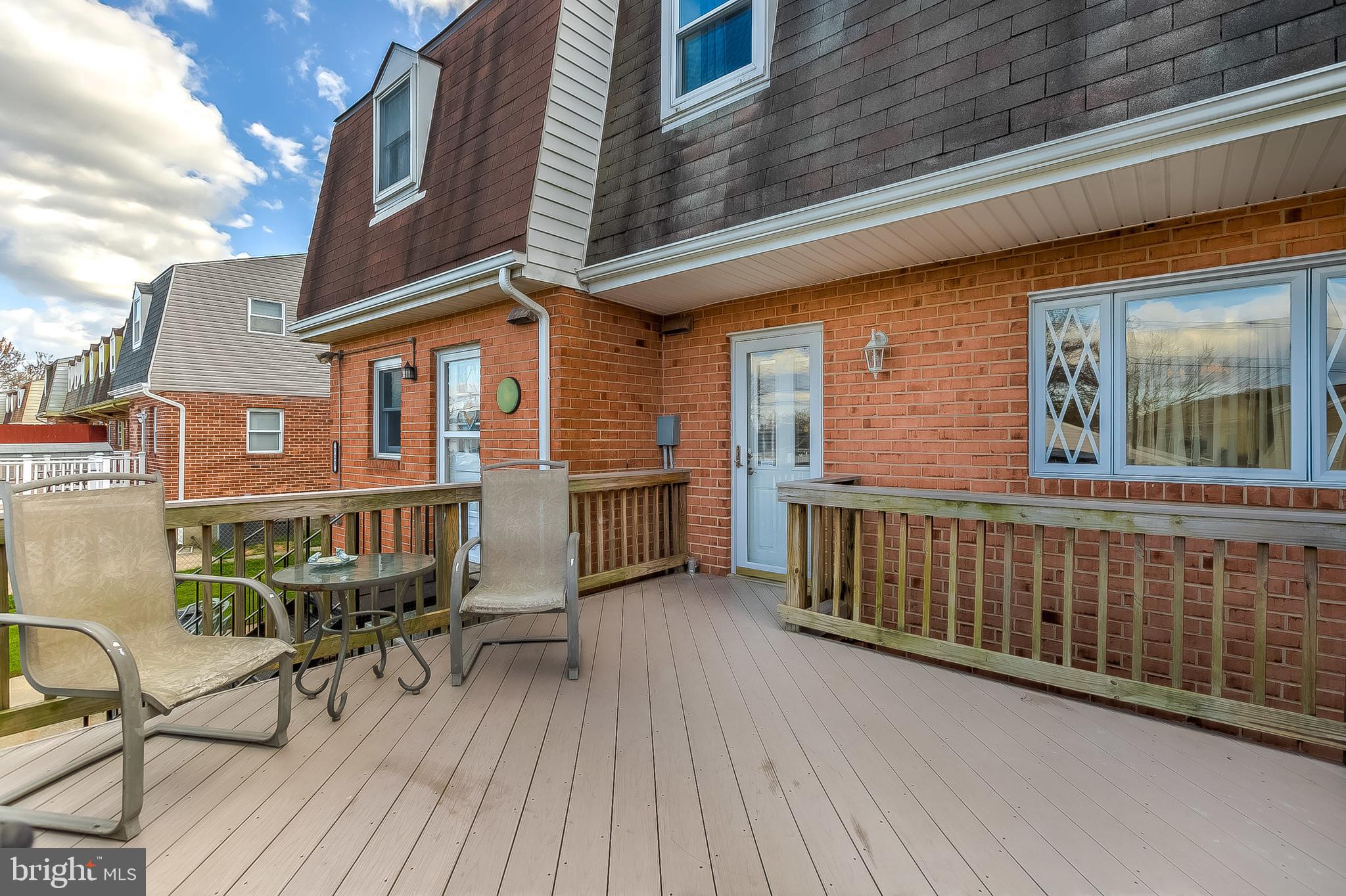 MIDDLE RIVER - Residential