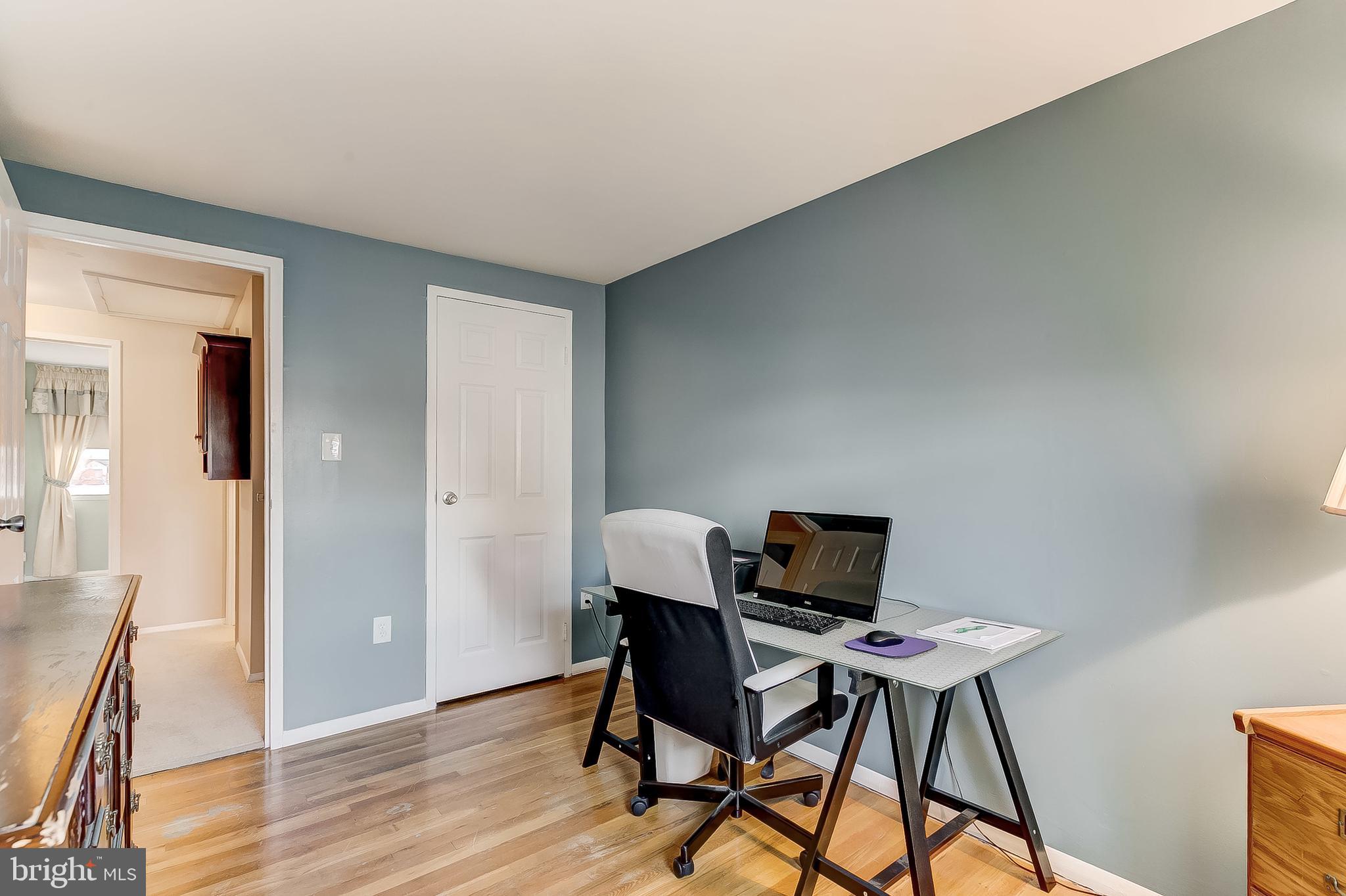 MIDDLE RIVER - Residential