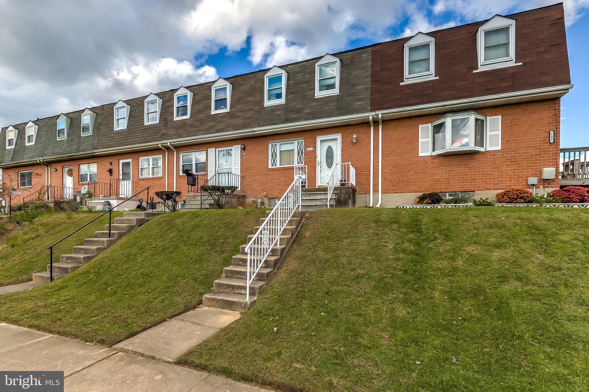 MIDDLE RIVER - Residential