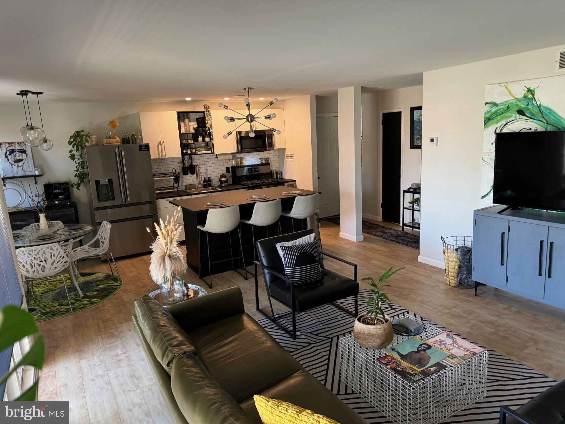 HOLLY HILL - Residential