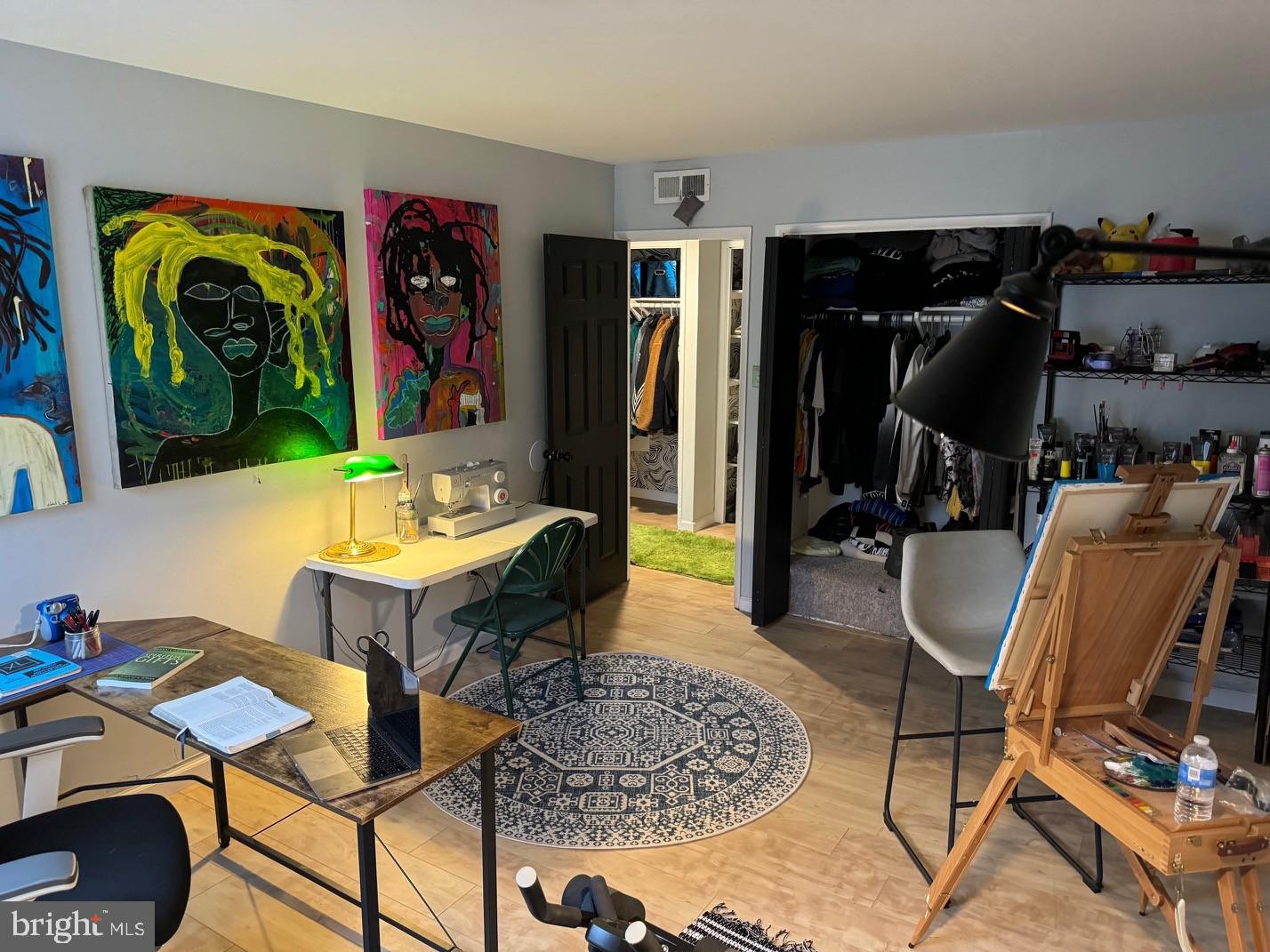 HOLLY HILL - Residential