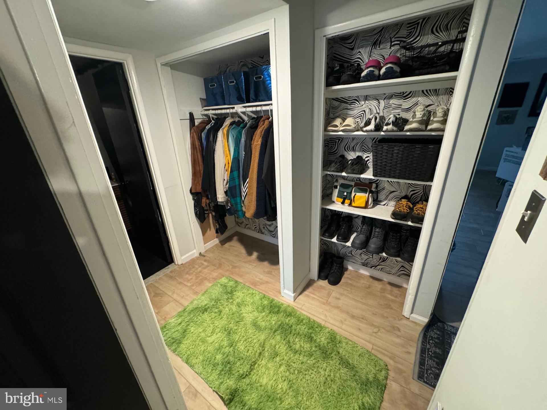 HOLLY HILL - Residential