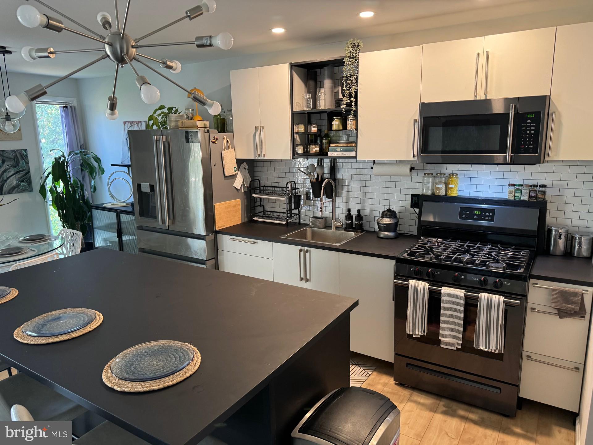 HOLLY HILL - Residential