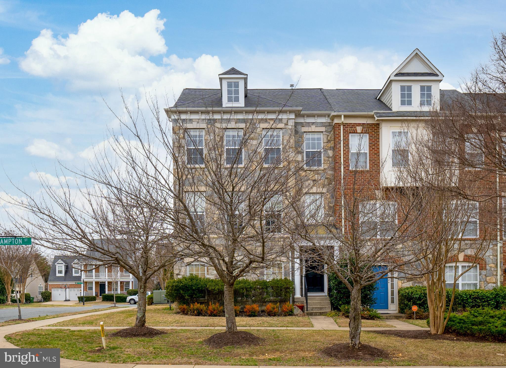 VILLAGE OF IDLEWILD - Residential Lease