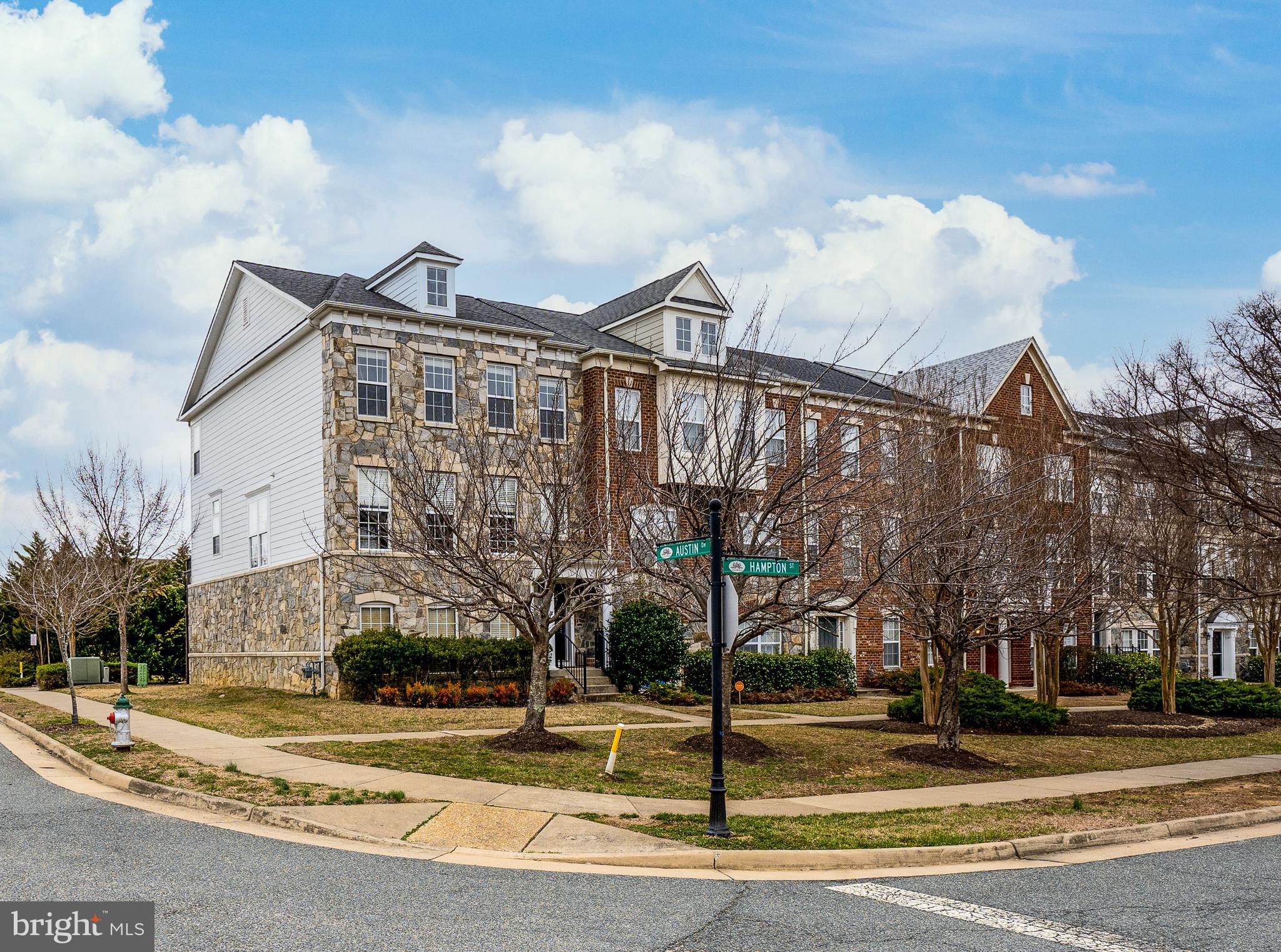 VILLAGE OF IDLEWILD - Residential Lease