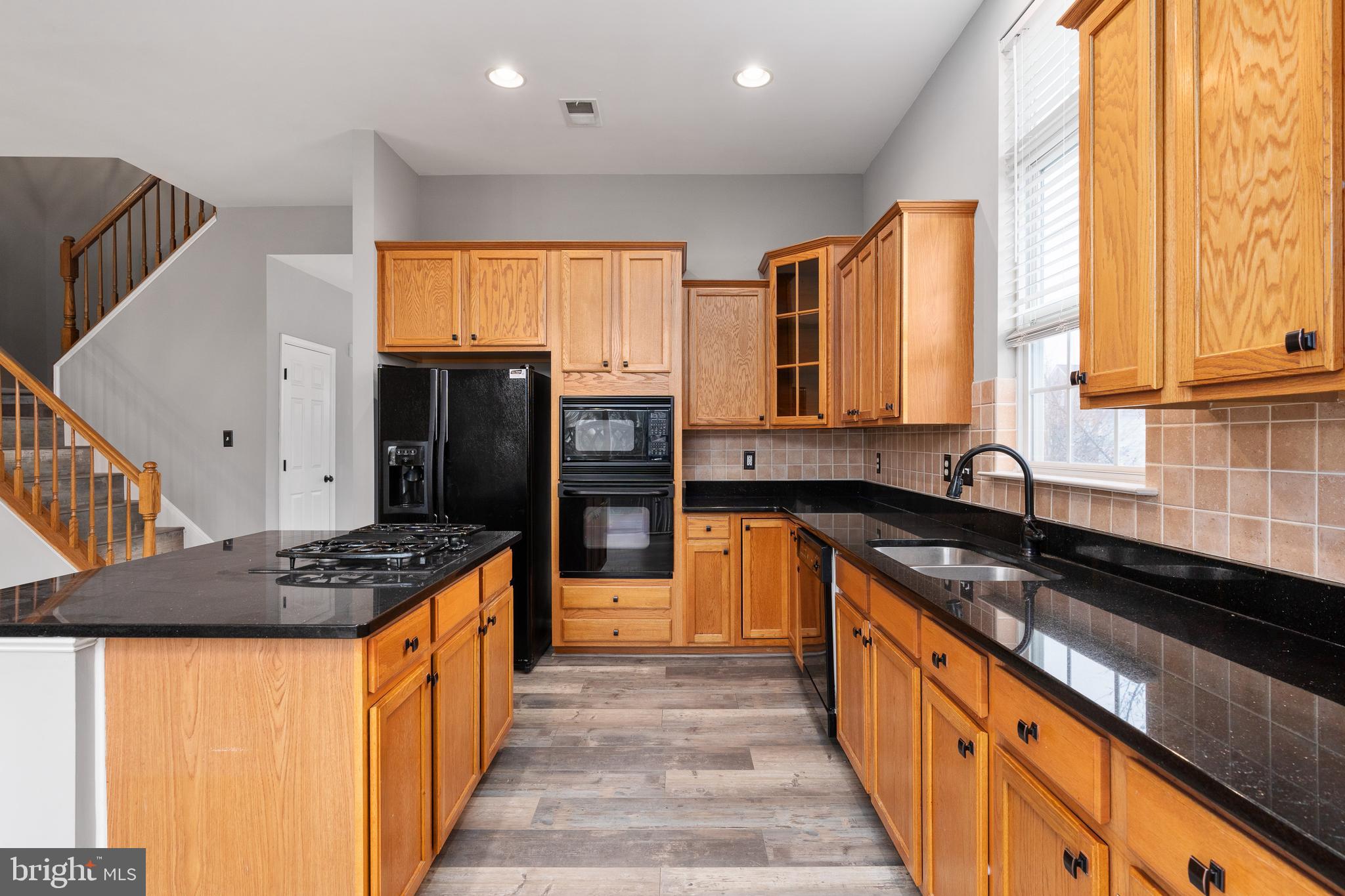 VILLAGE OF IDLEWILD - Residential Lease