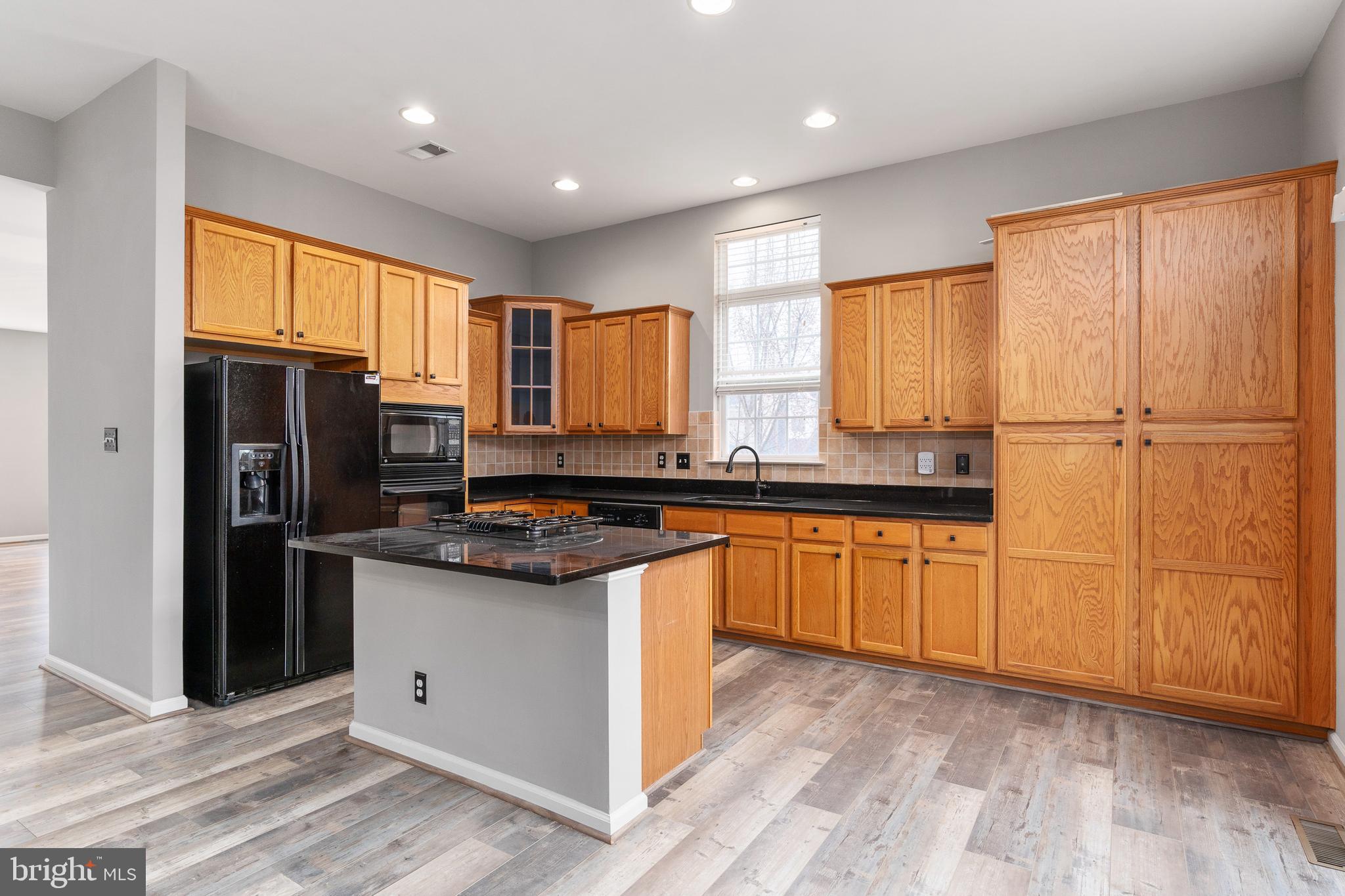 VILLAGE OF IDLEWILD - Residential Lease