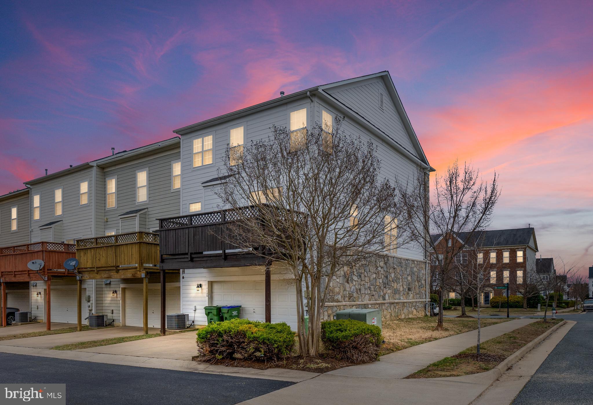 VILLAGE OF IDLEWILD - Residential Lease