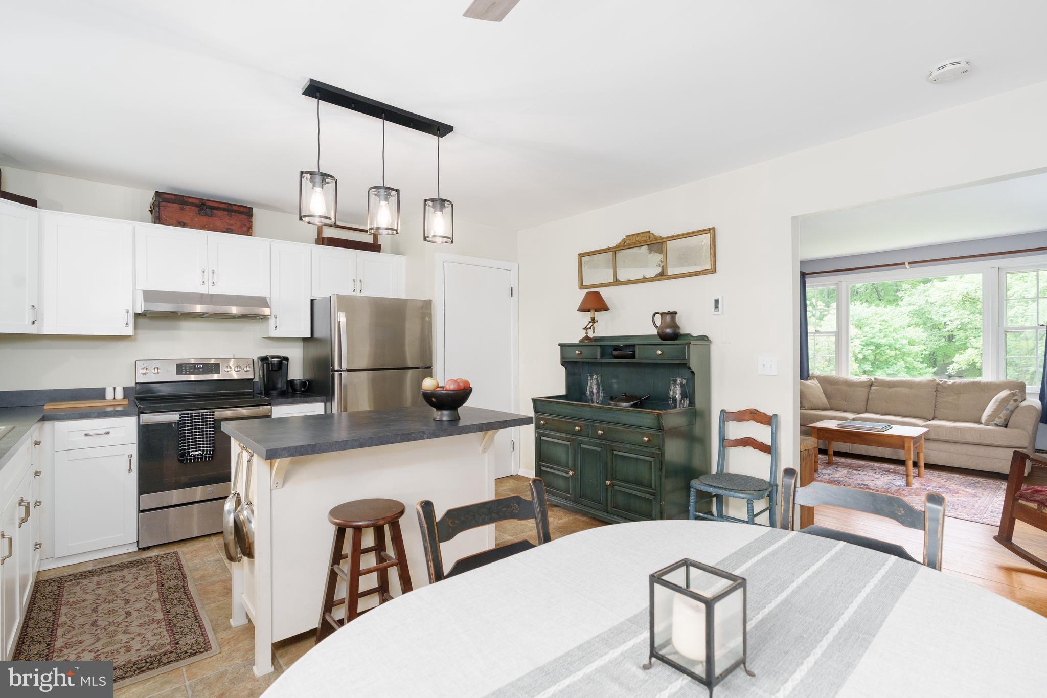 103 N EDGEWOOD DRIVE