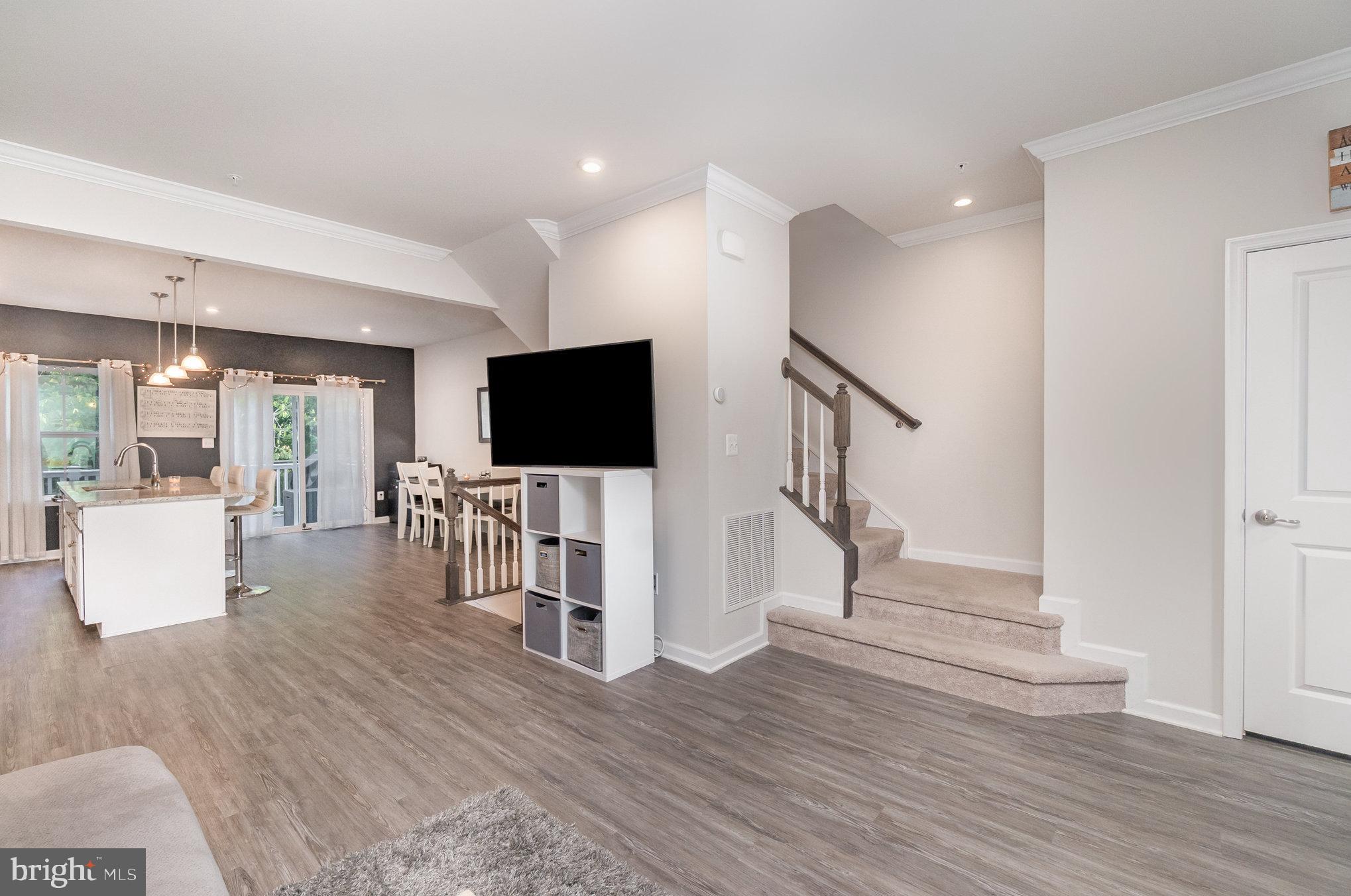 EDGEMERE/SPARROWS POINT - Residential