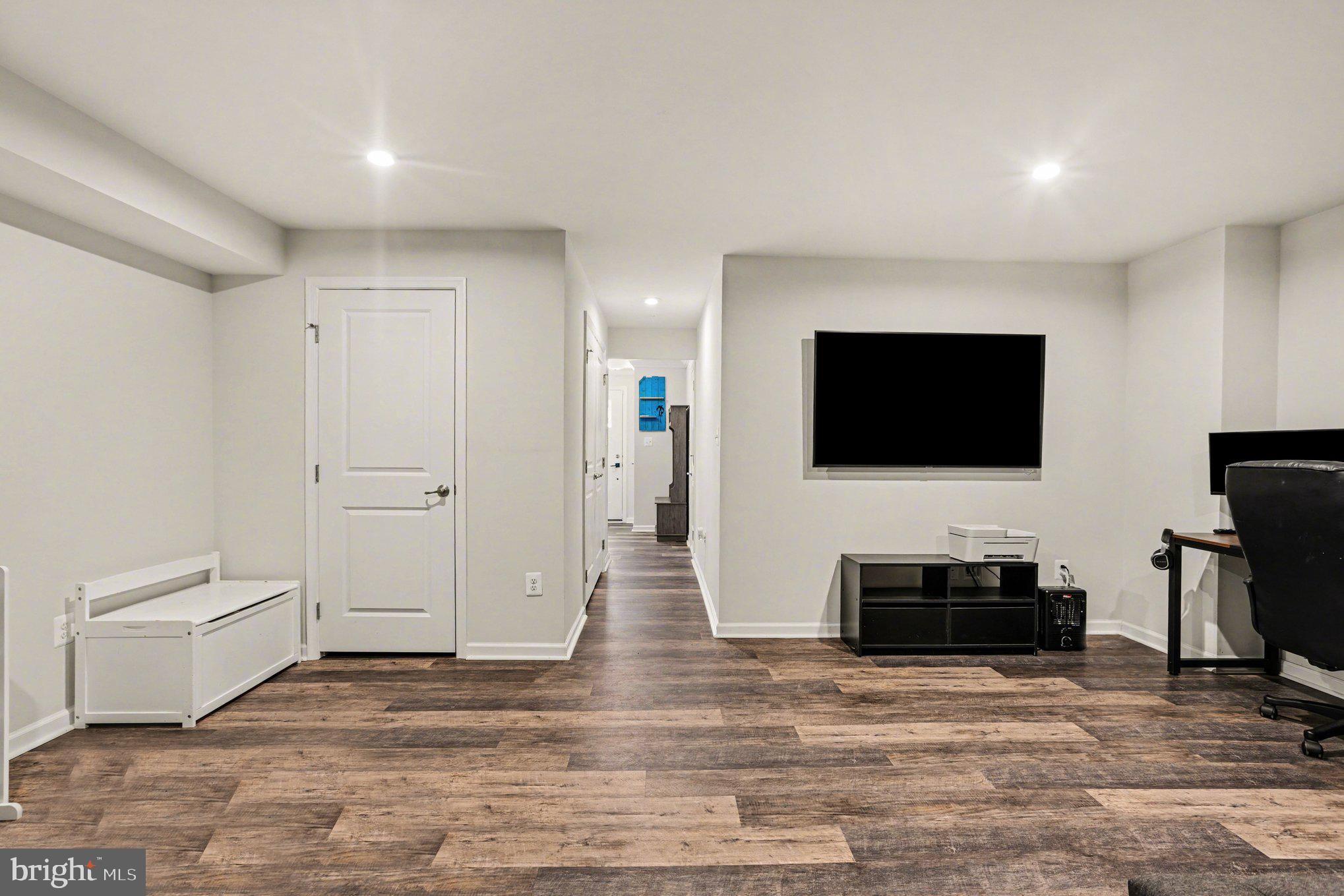 EDGEMERE/SPARROWS POINT - Residential