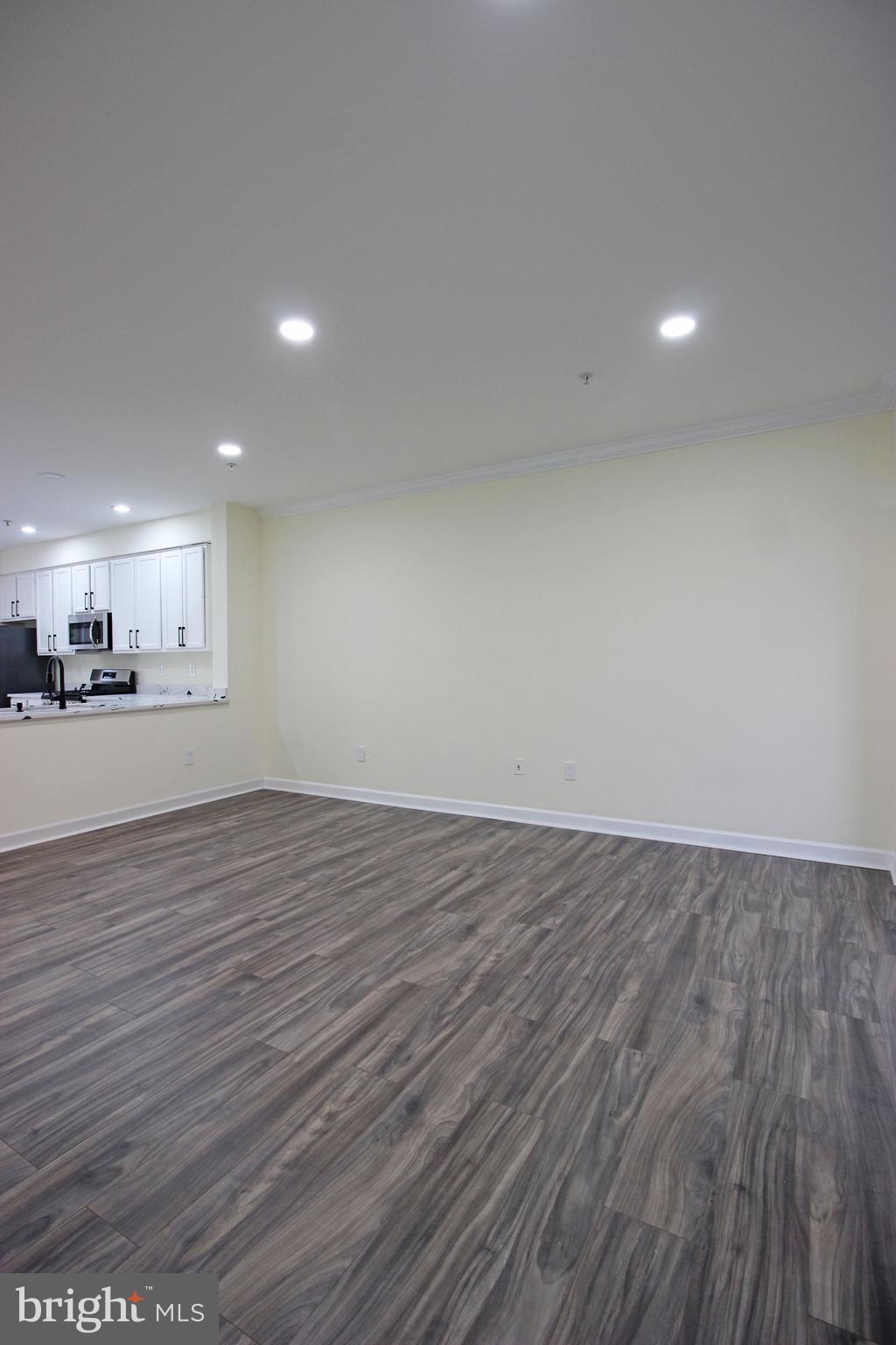 3655 ISLINGTON STREET