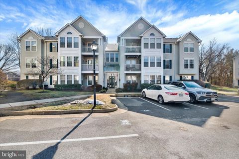 Photo of 7518 - J Snowpea Court #45, ALEXANDRIA, VA 22306 (MLS # VAFX2292128)