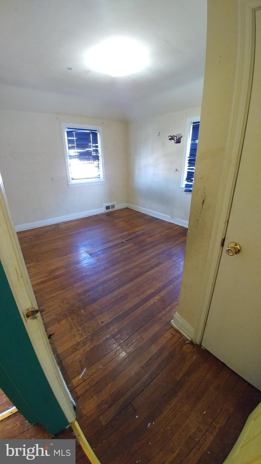 NORTHWOOD - Residential