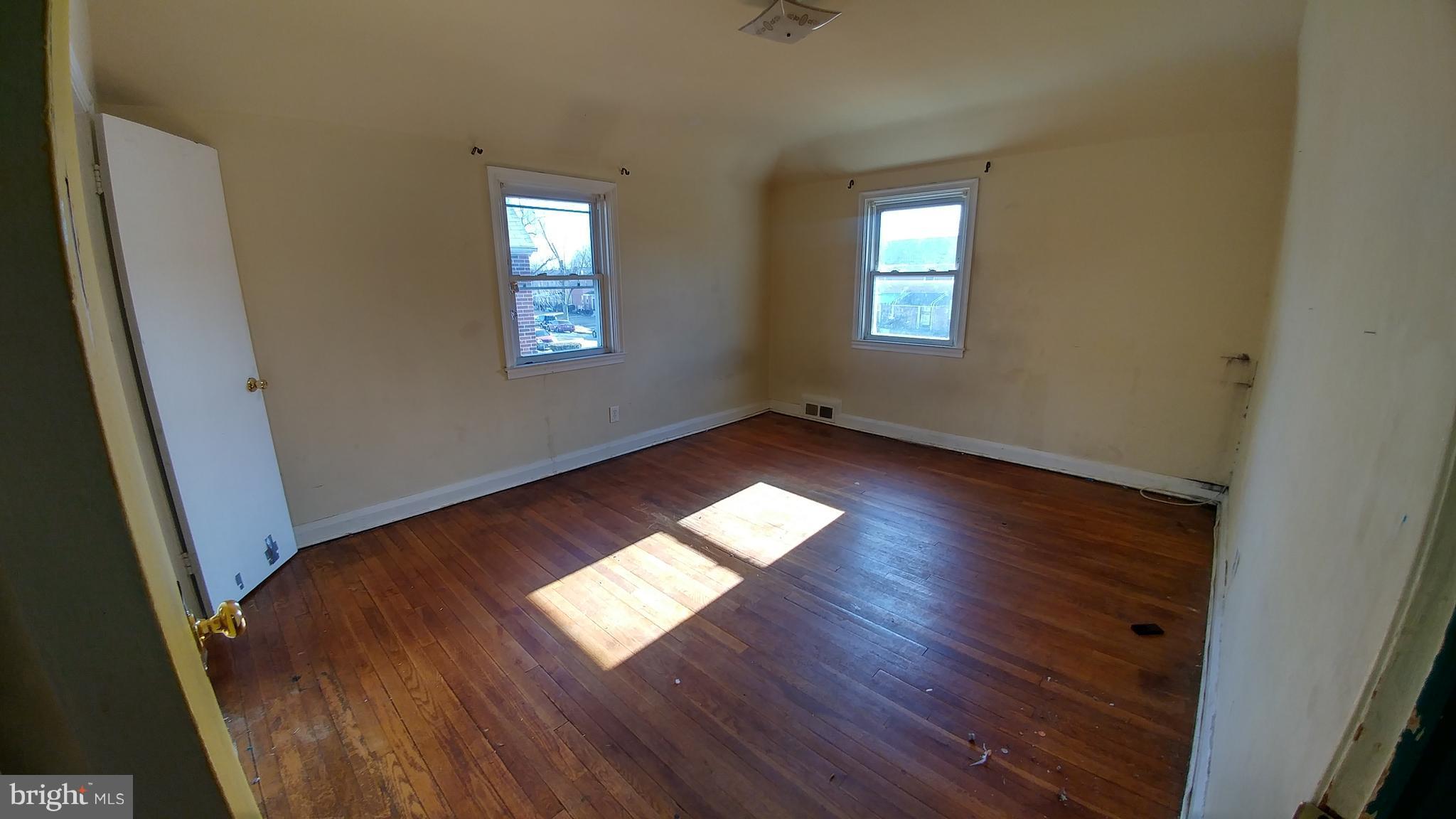 NORTHWOOD - Residential