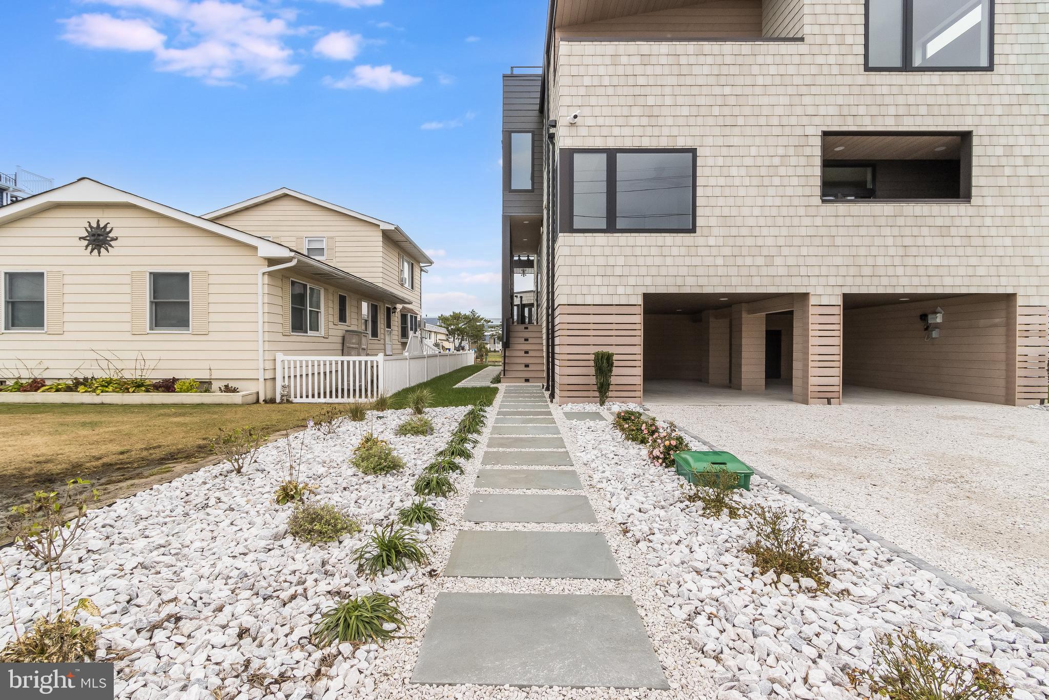 16 W ATLANTIC STREET