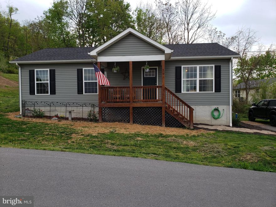 You will be delighted with this well maintained 3 bedroom, 2 bath rancher. Great commuter location, just 20 minutes to Winchester. Located just off Route 50 on the east side of Capon Bridge in small quiet subdivision. Convenient to stores, schools, etc. Must see to appreciate, call today!