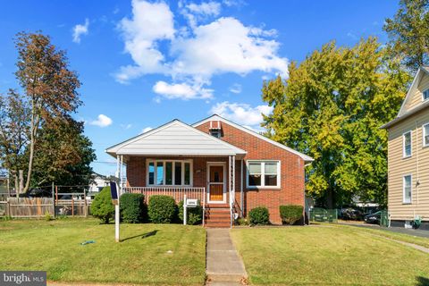 Photo of 6998 Railway Avenue, BALTIMORE, MD 21222 (MLS # MDBC2143220) Photo of 6998 Railway Avenue, BALTIMORE, MD 21222 (MLS # MDBC2143220)