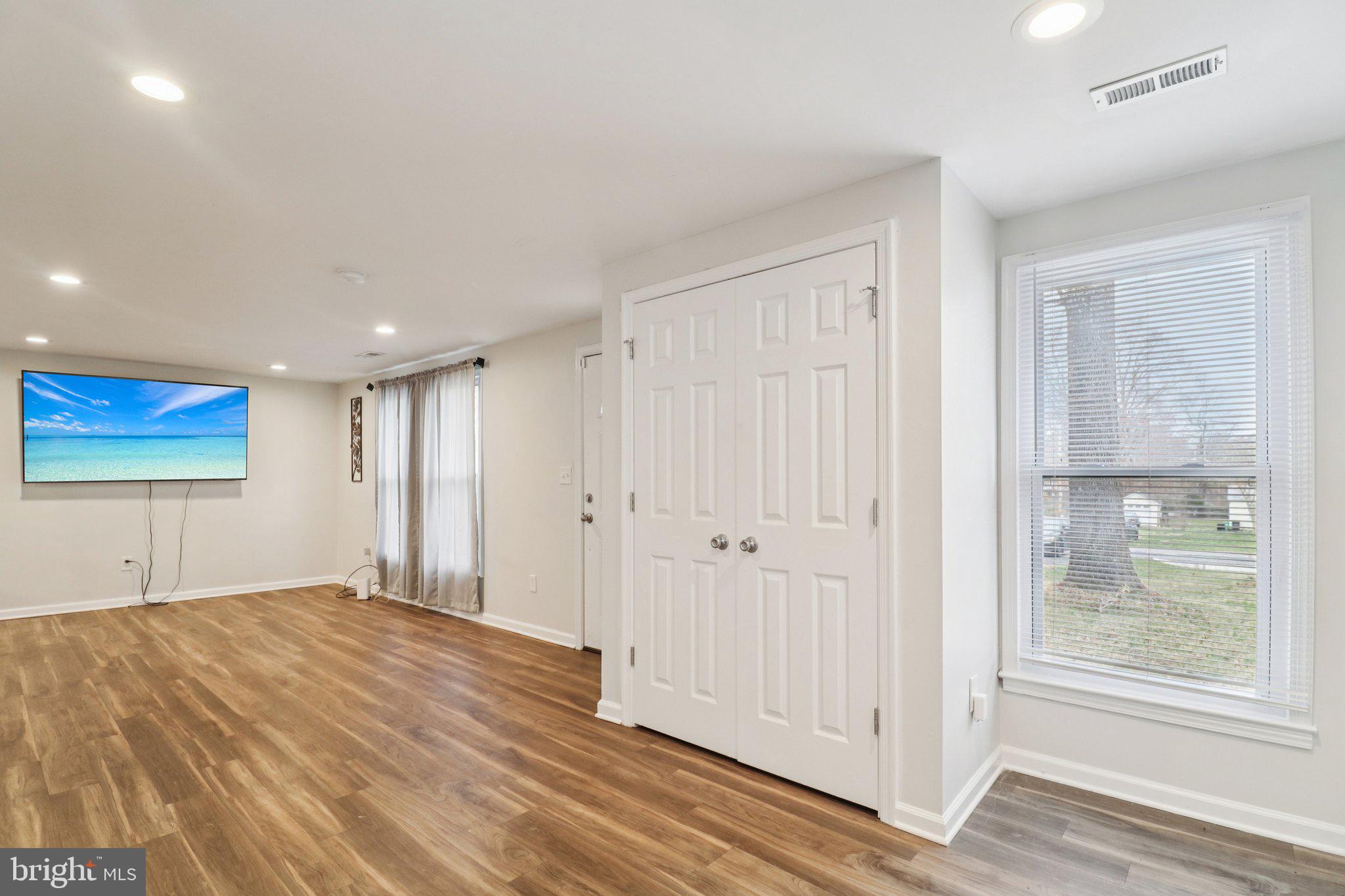 SOUTH PISCATAWAY - Residential