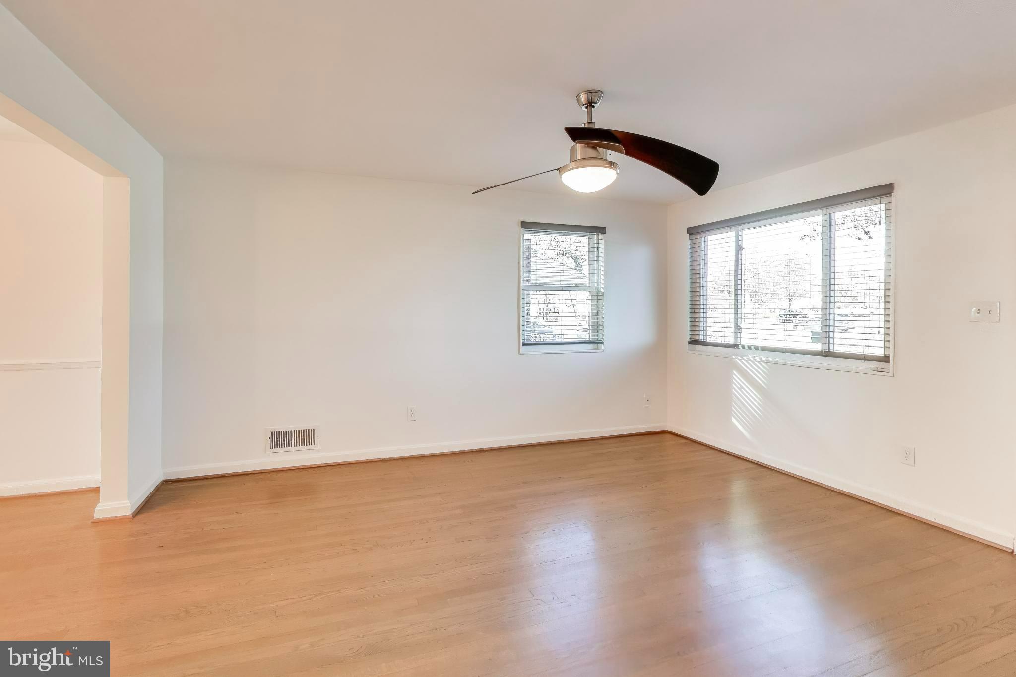 5864 EASTERN AVENUE NE