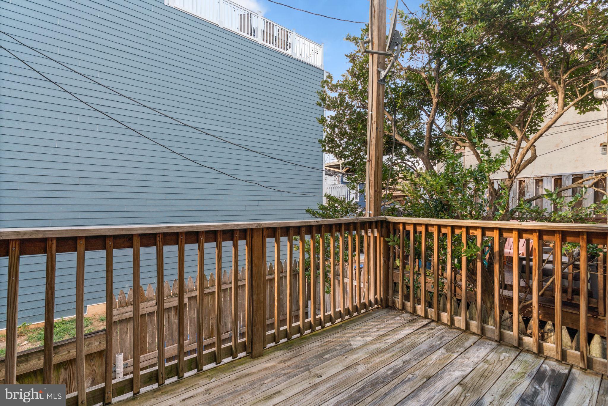 FEDERAL HILL HISTORIC DISTRICT - Residential Lease