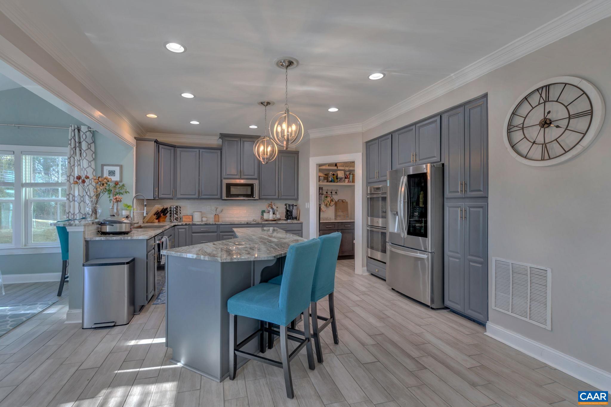 FOREST LAKES - Residential Lease