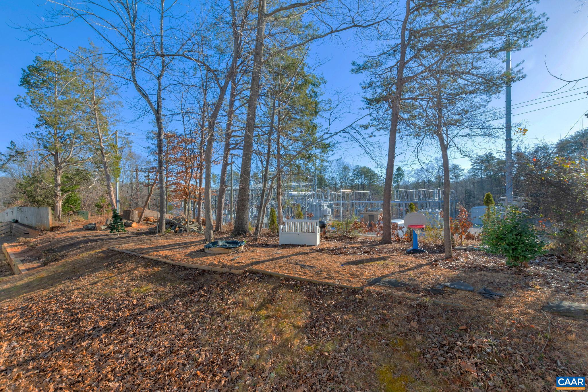 FOREST LAKES - Residential Lease