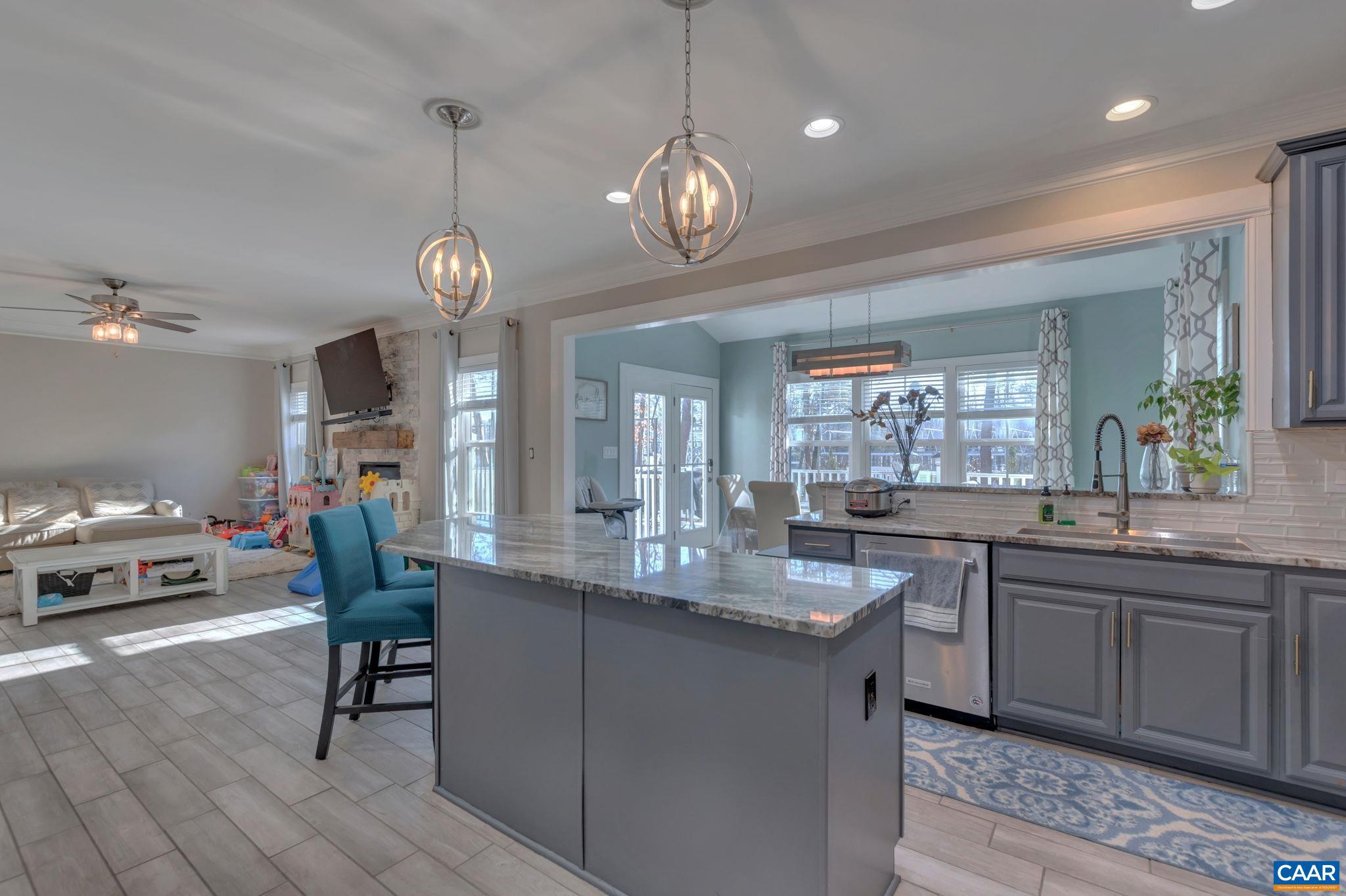 FOREST LAKES - Residential Lease