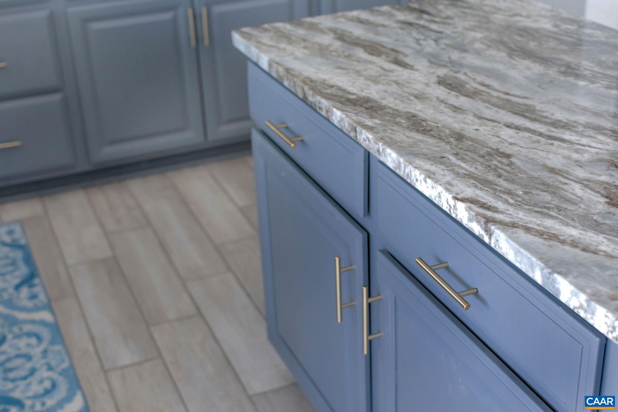 FOREST LAKES - Residential Lease