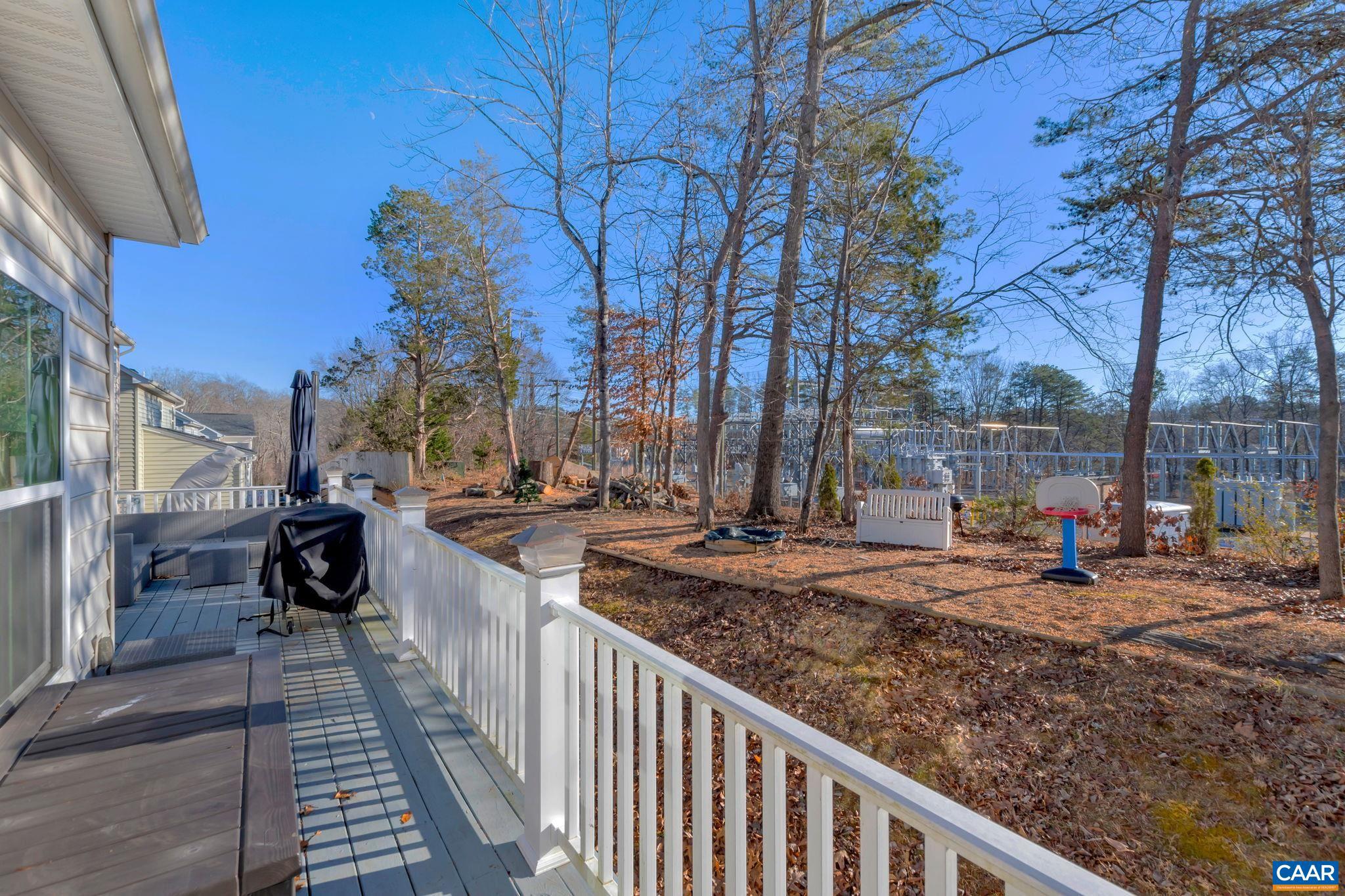 FOREST LAKES - Residential Lease