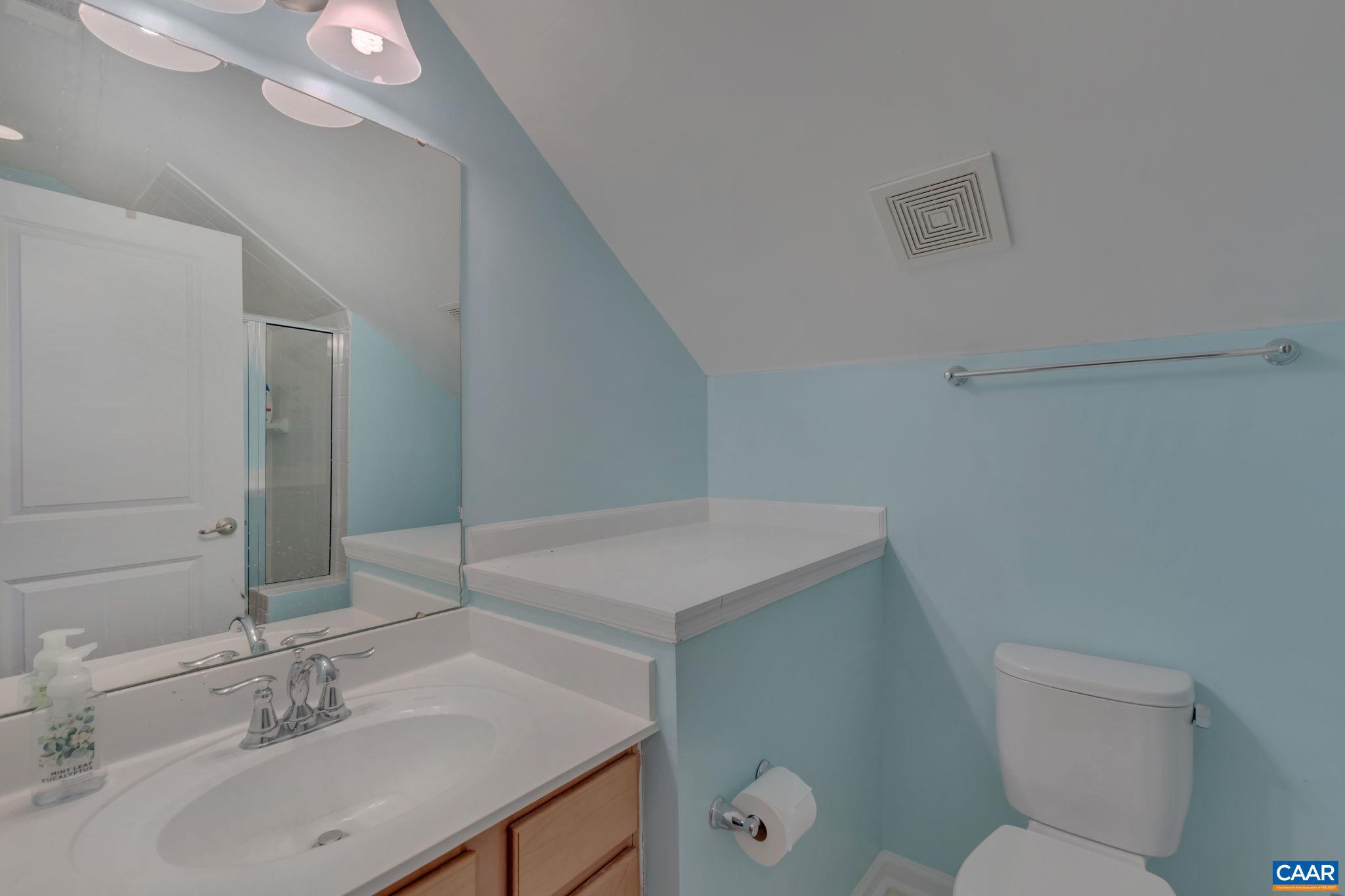 FOREST LAKES - Residential Lease