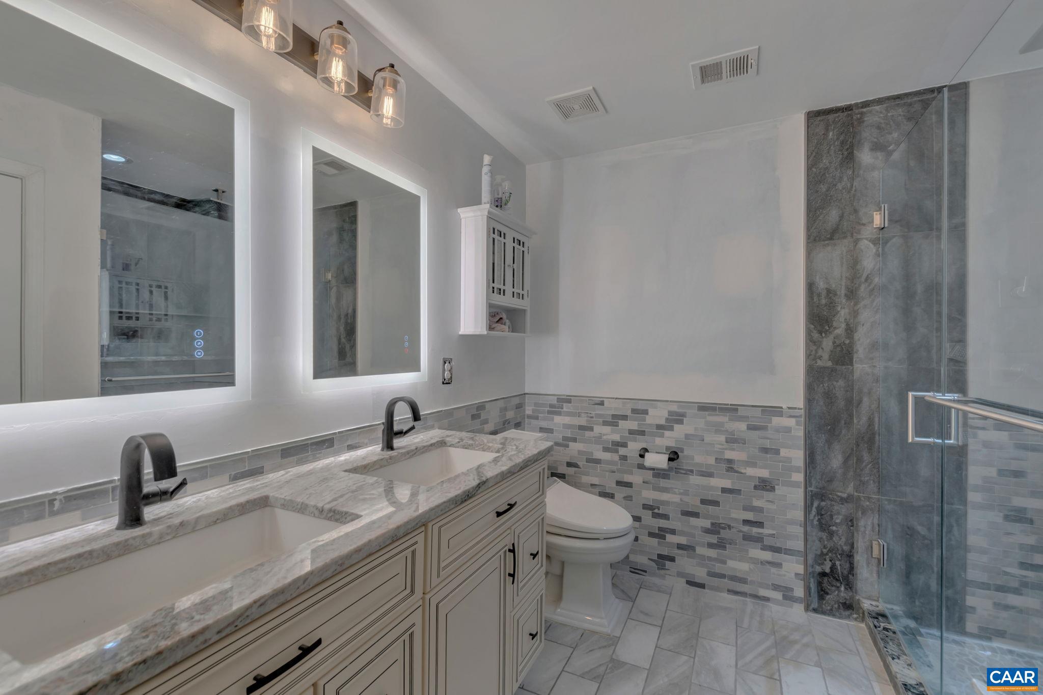 FOREST LAKES - Residential Lease