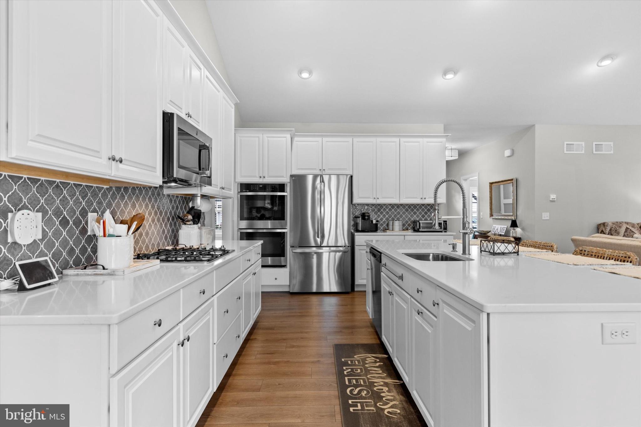 WRIGHT'S LANDING - Residential