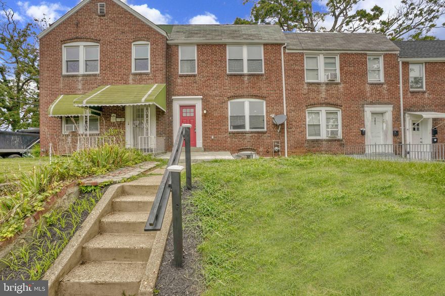 Beautiful rental just hit the market! This renovated apartment features 1 bedroom, 1 bathroom, and a storage room included. The kitchen comes equipped with granite countertops and stainless steel appliances. Your home also includes a shared washer and dryer unit for your convenience. Conveniently located to 95, 695, commuter routes, public transportation hospitals, and downtown Baltimore. Schedule your tour today!