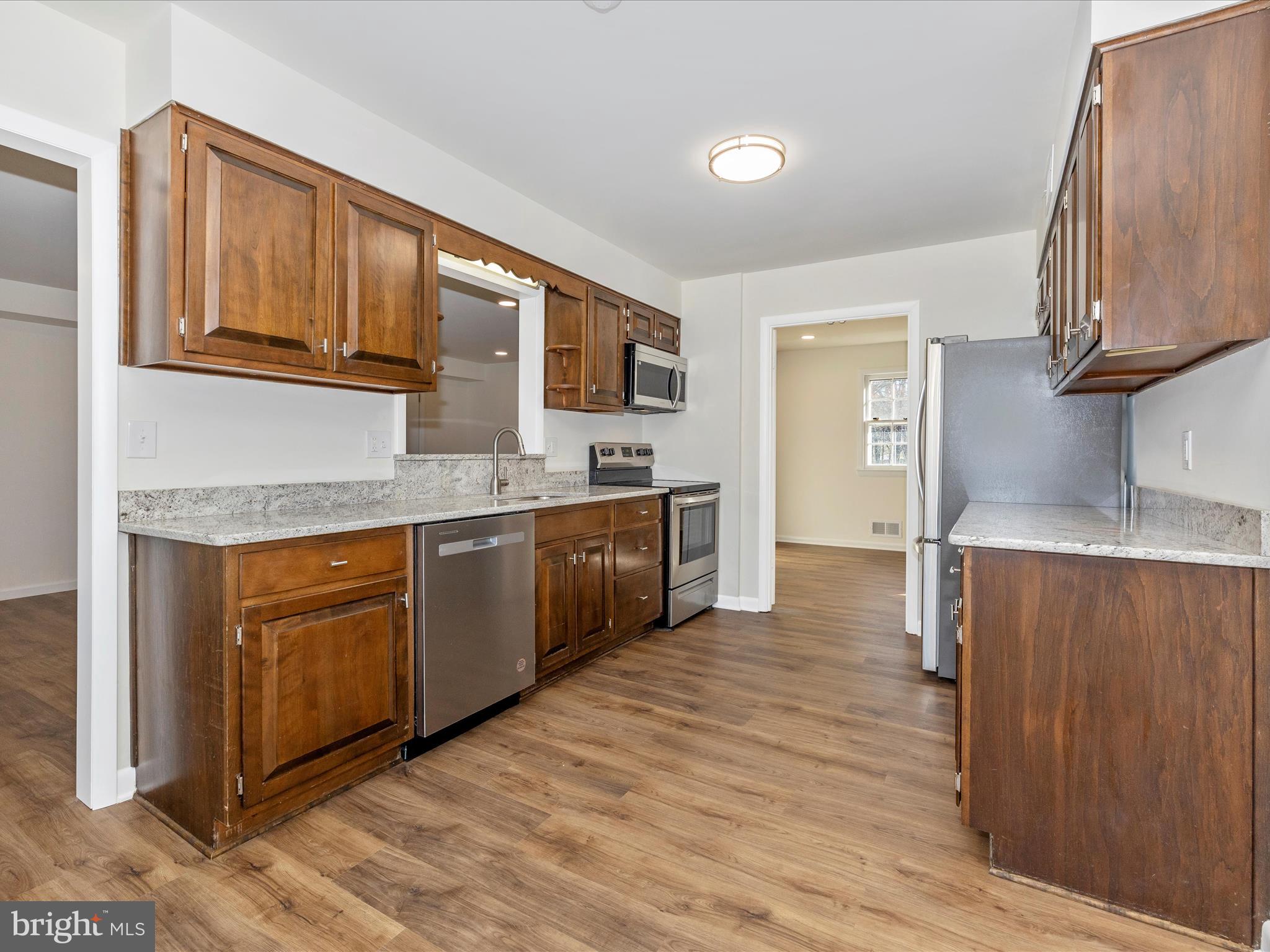 LINGANORE VIEW - Residential