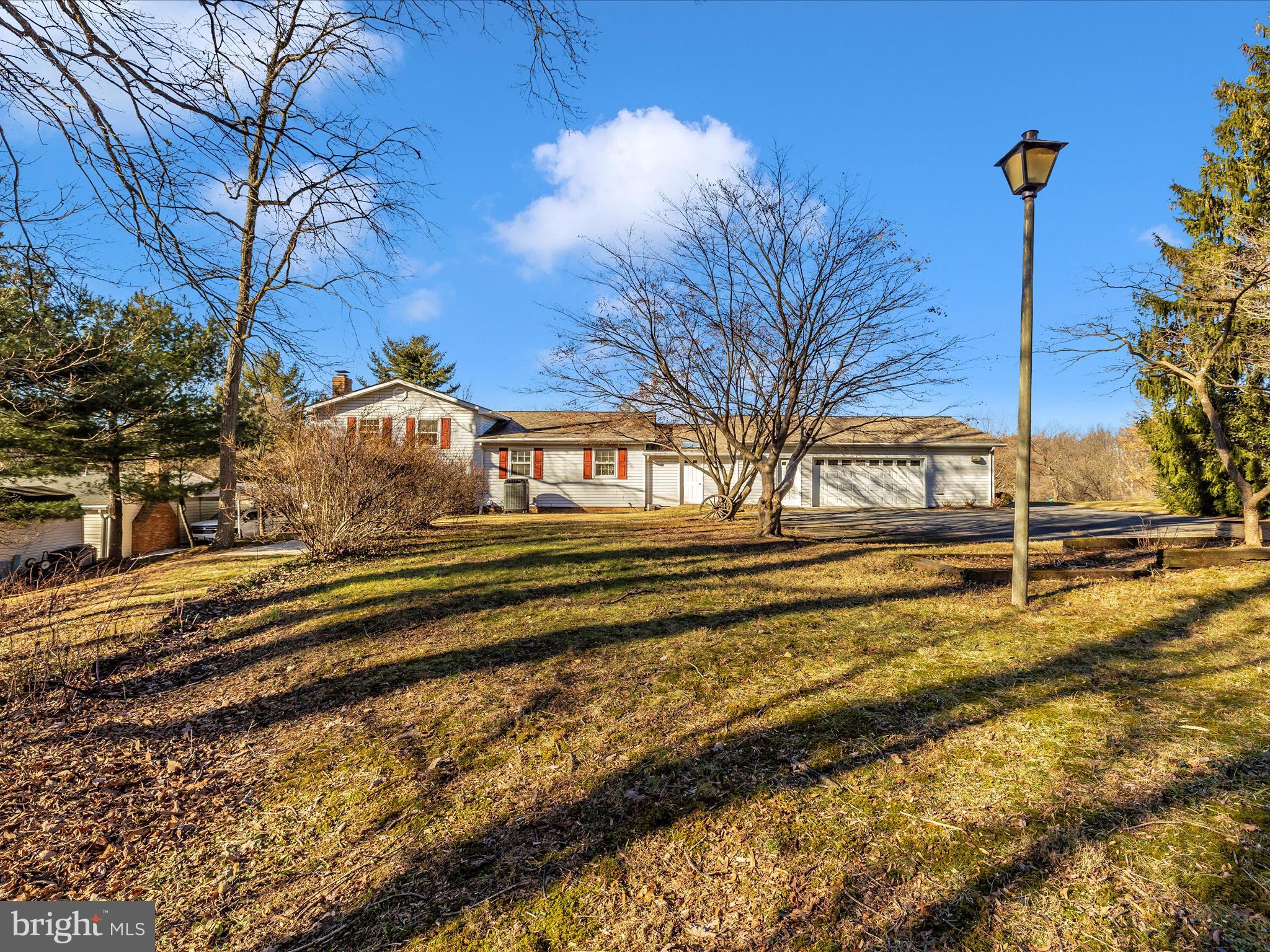 LINGANORE VIEW - Residential