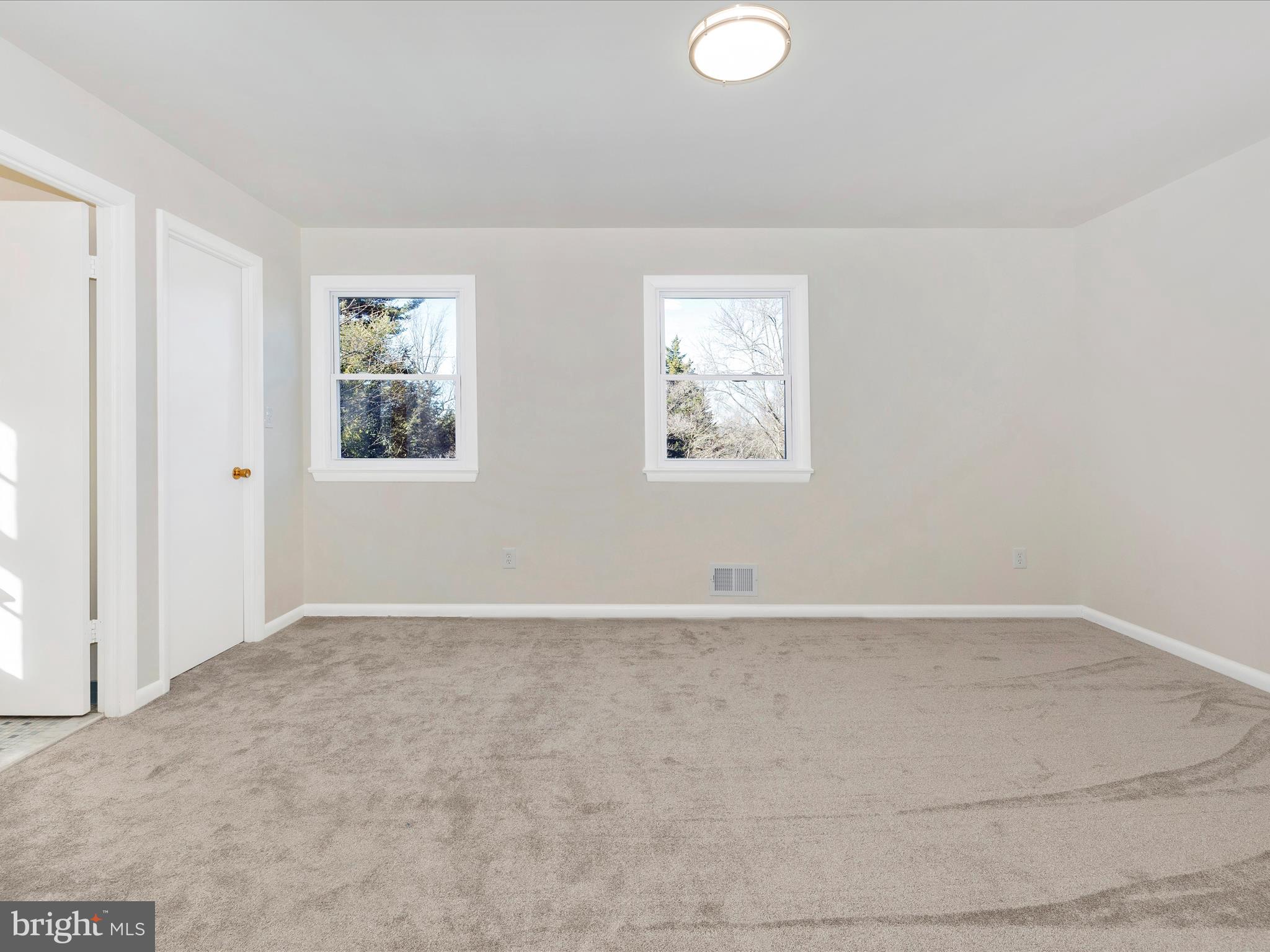 LINGANORE VIEW - Residential