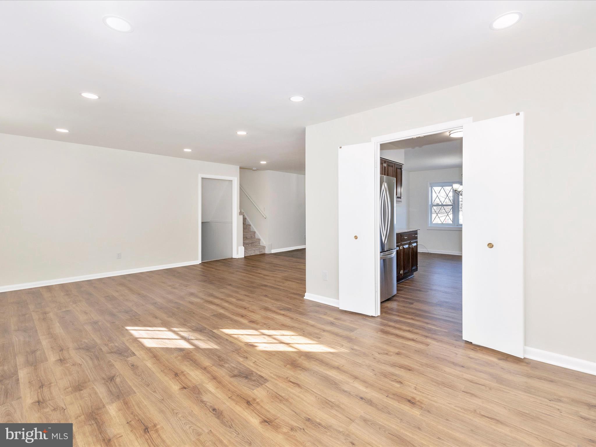 LINGANORE VIEW - Residential