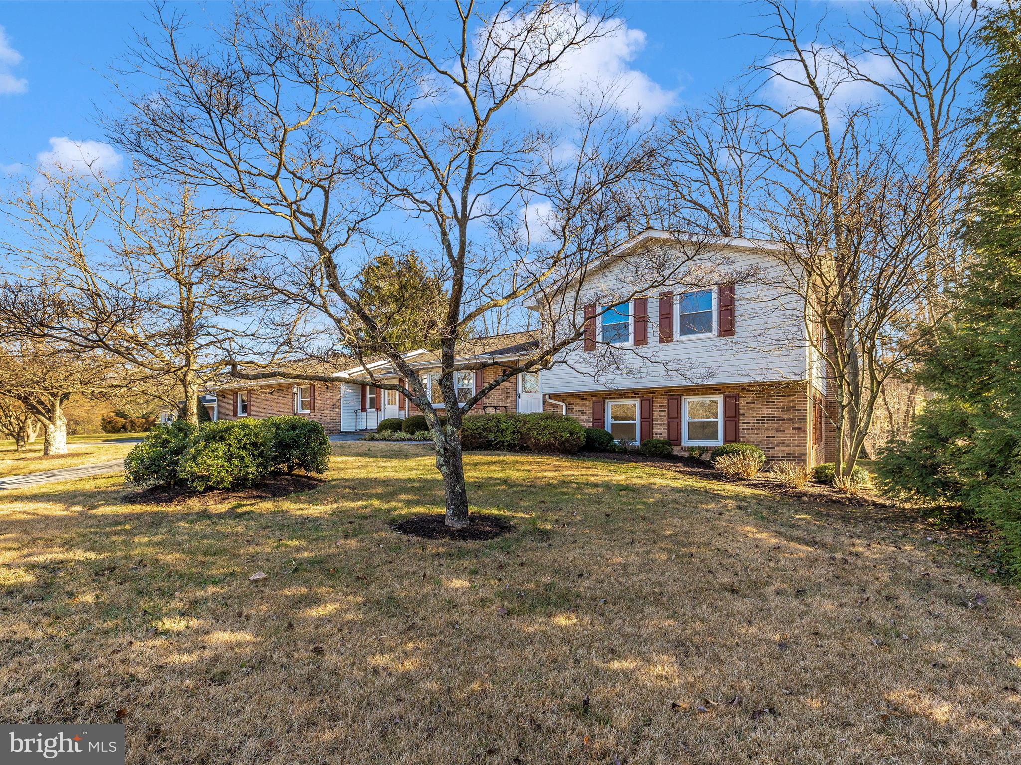 LINGANORE VIEW - Residential