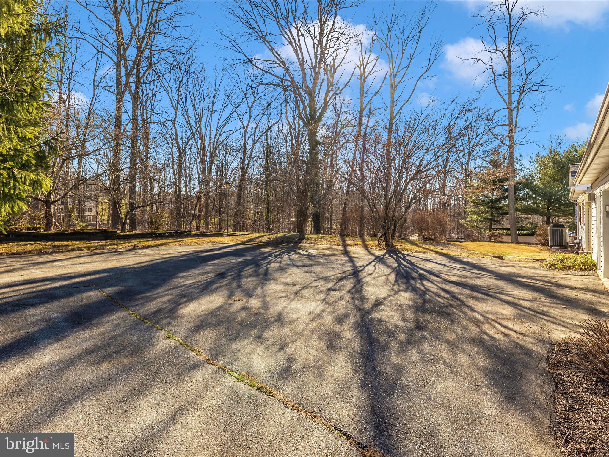 LINGANORE VIEW - Residential