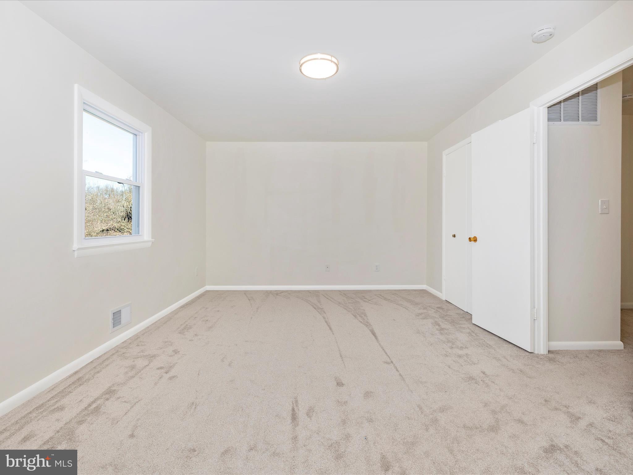 LINGANORE VIEW - Residential