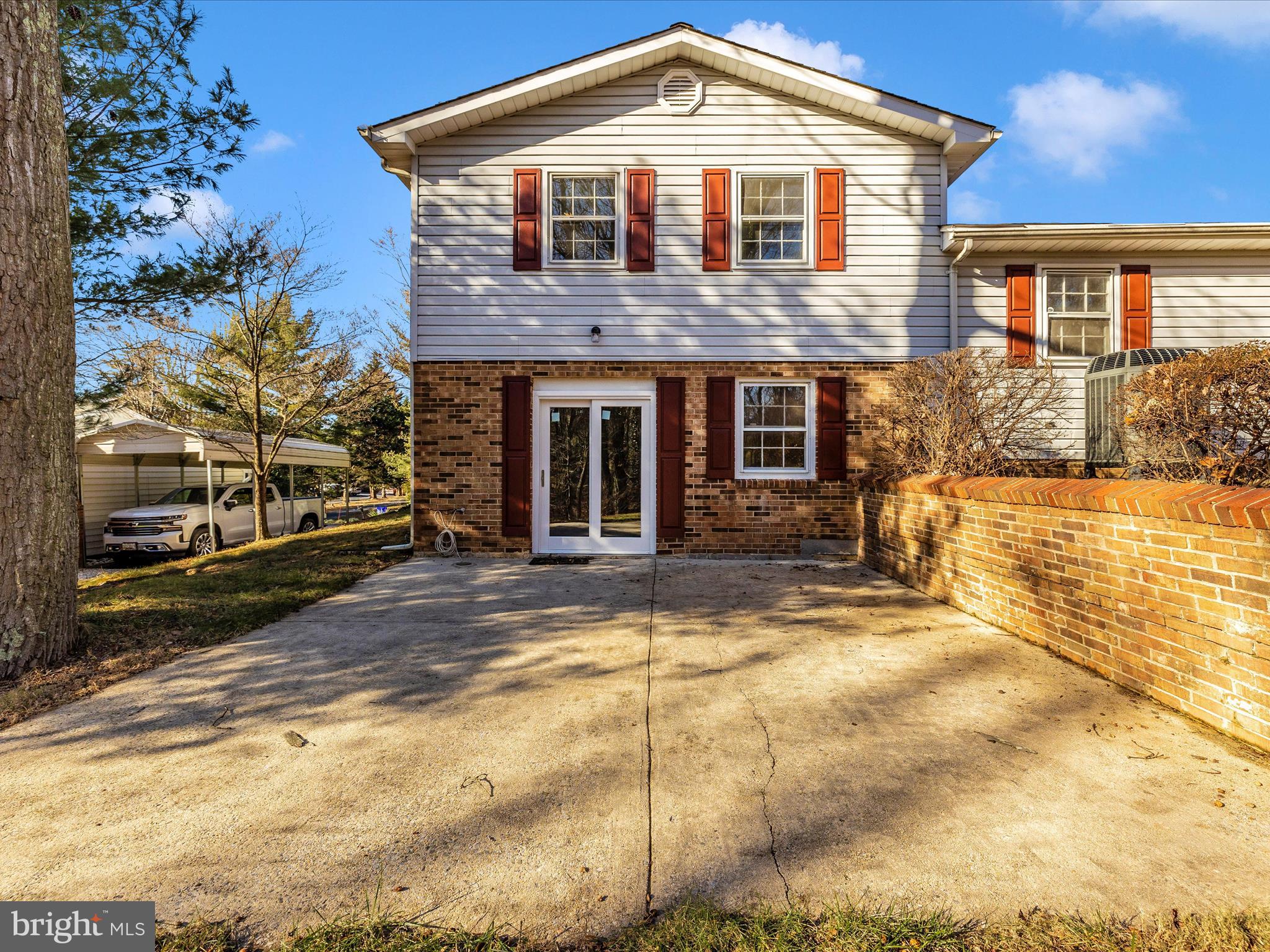 LINGANORE VIEW - Residential