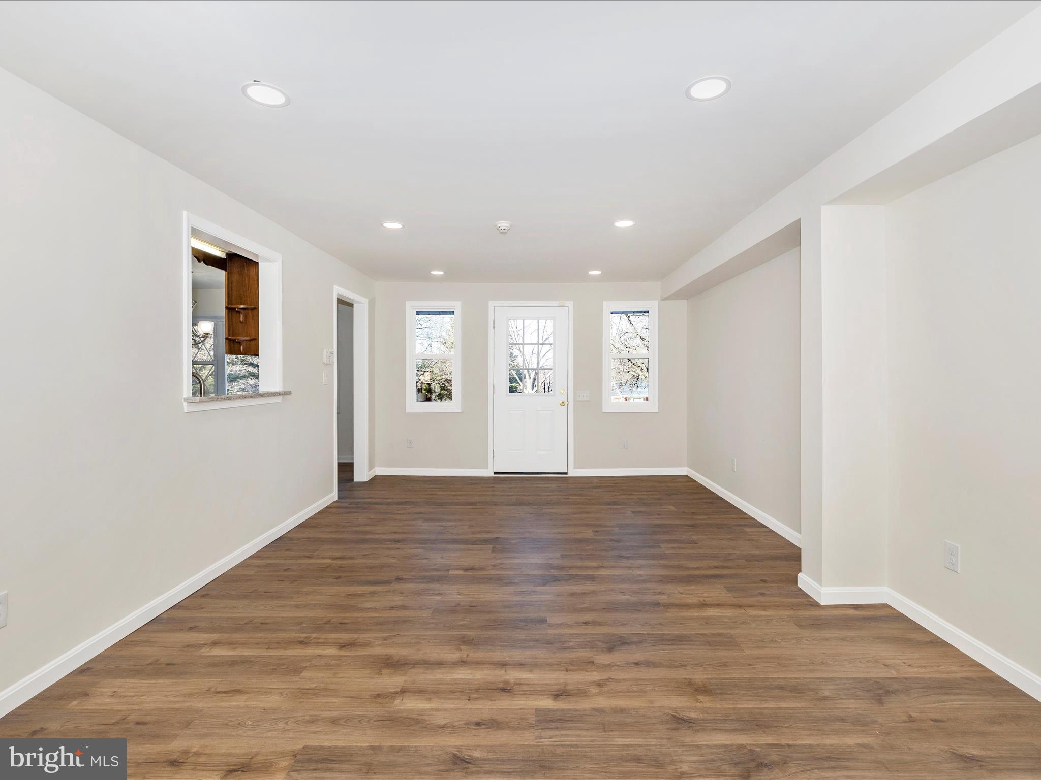 LINGANORE VIEW - Residential