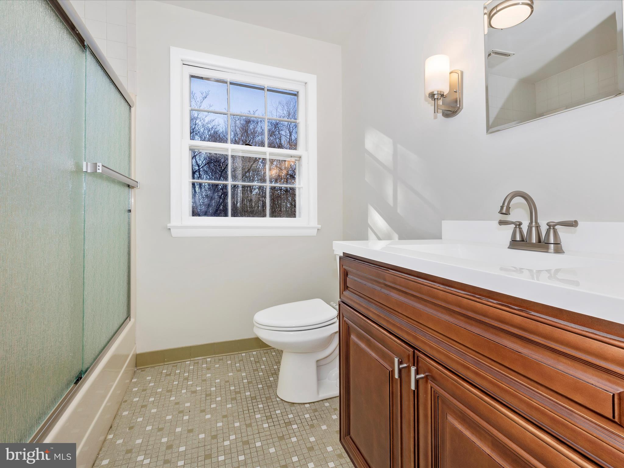 LINGANORE VIEW - Residential