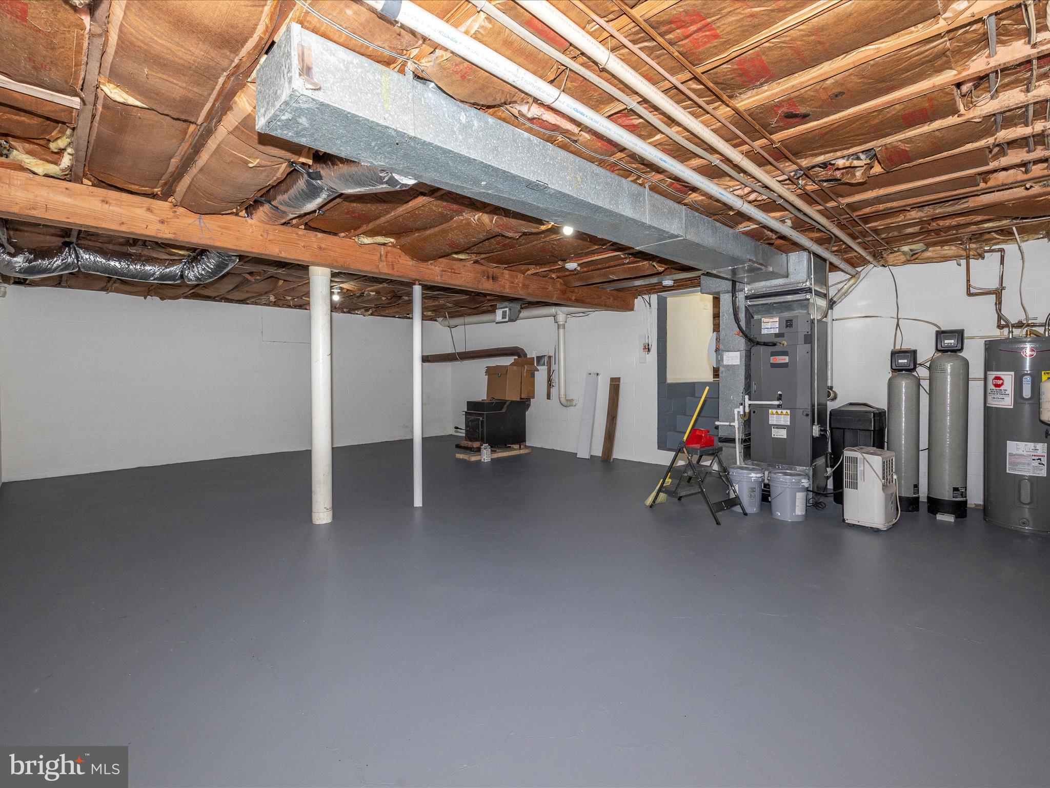 LINGANORE VIEW - Residential