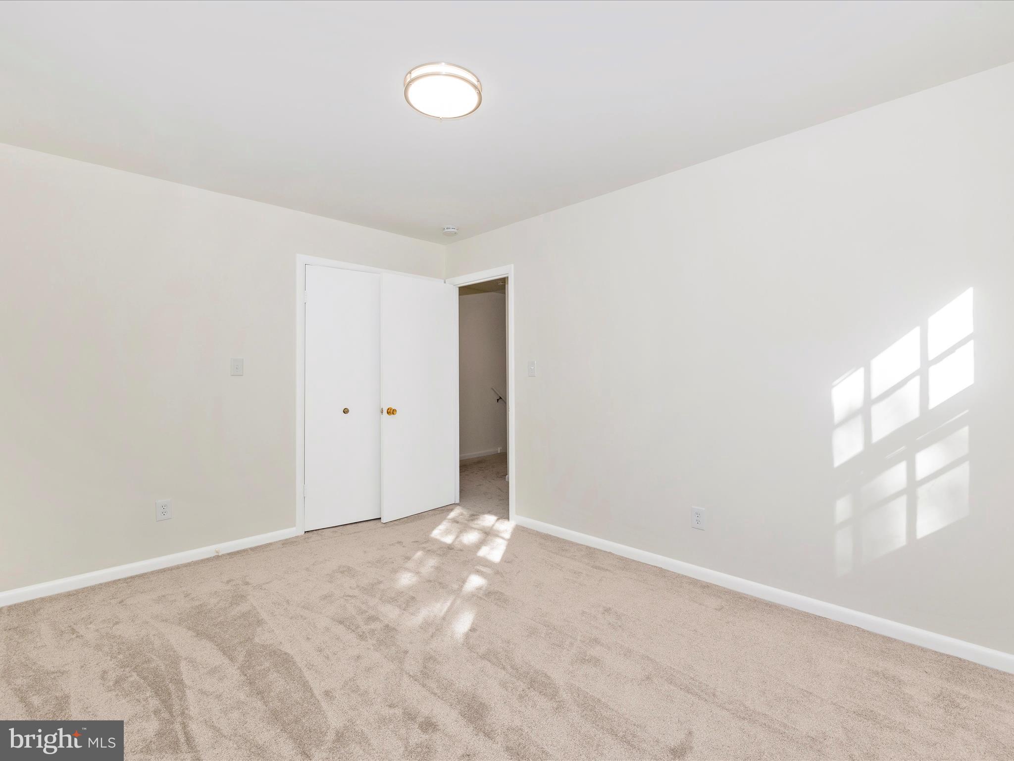 LINGANORE VIEW - Residential