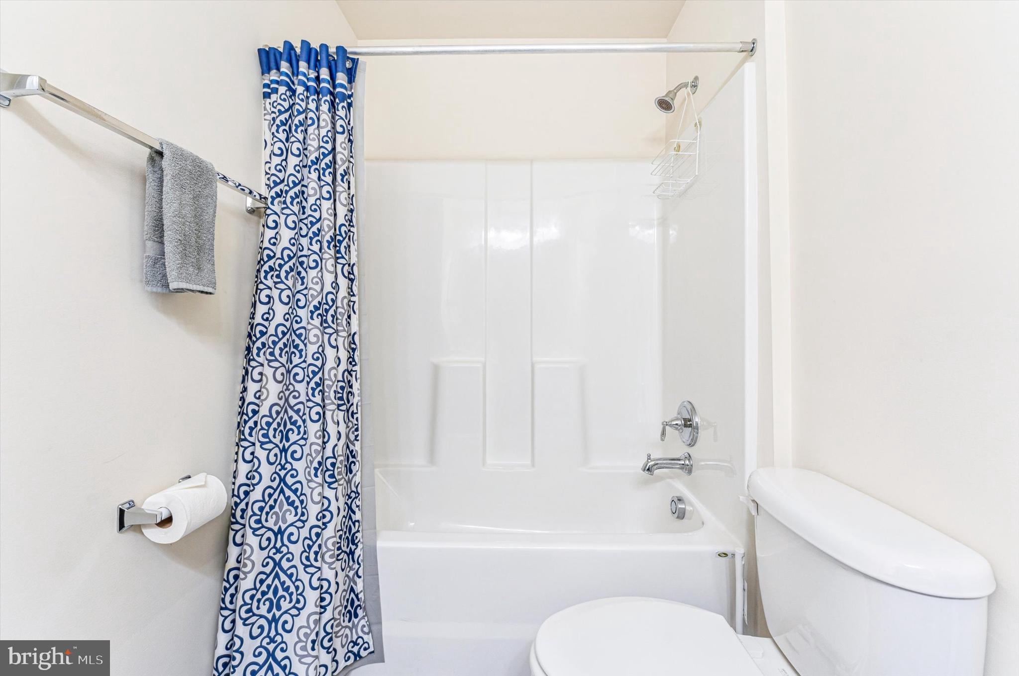 RIDGE GROVE ESTATES - Residential