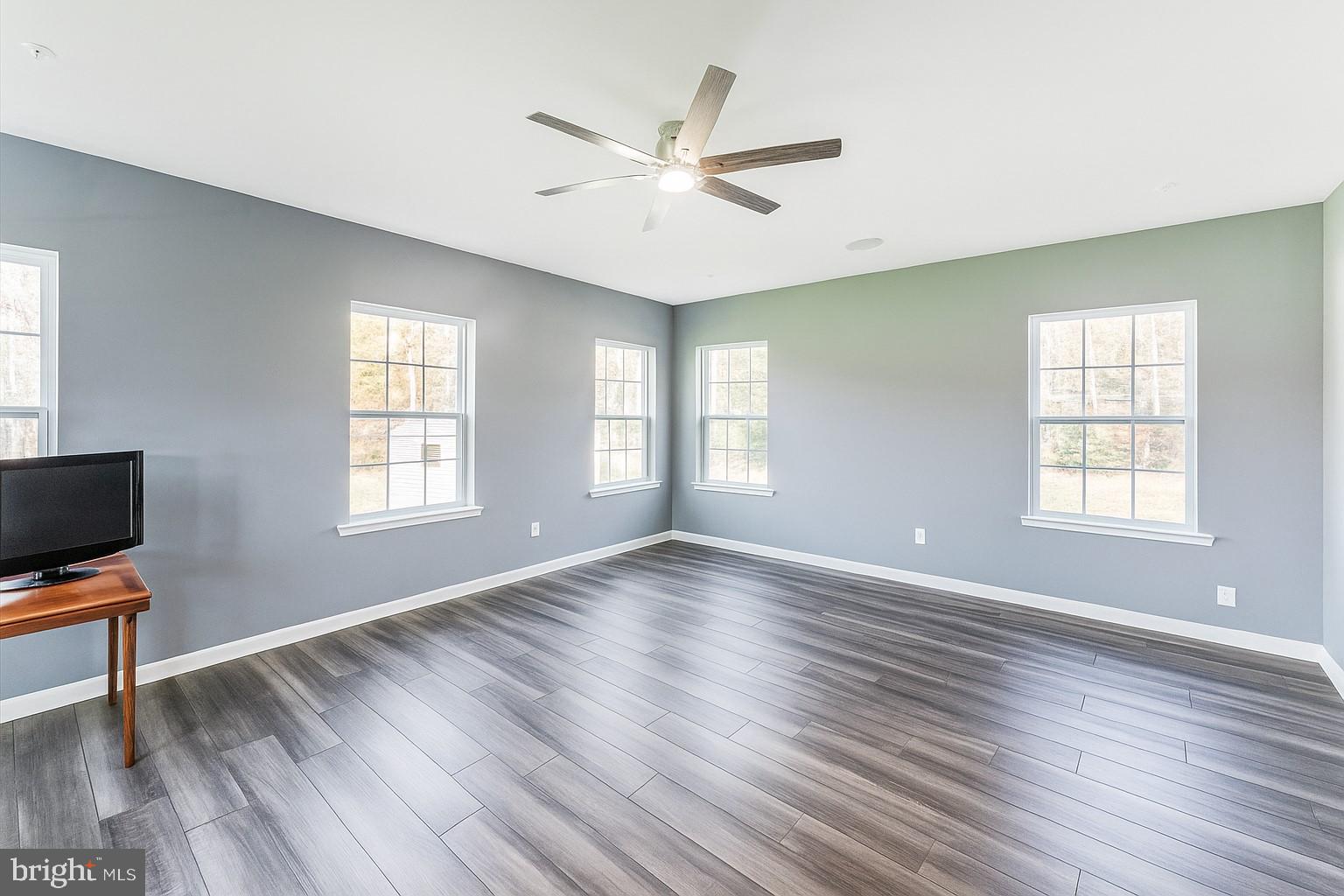 RIDGE GROVE ESTATES - Residential